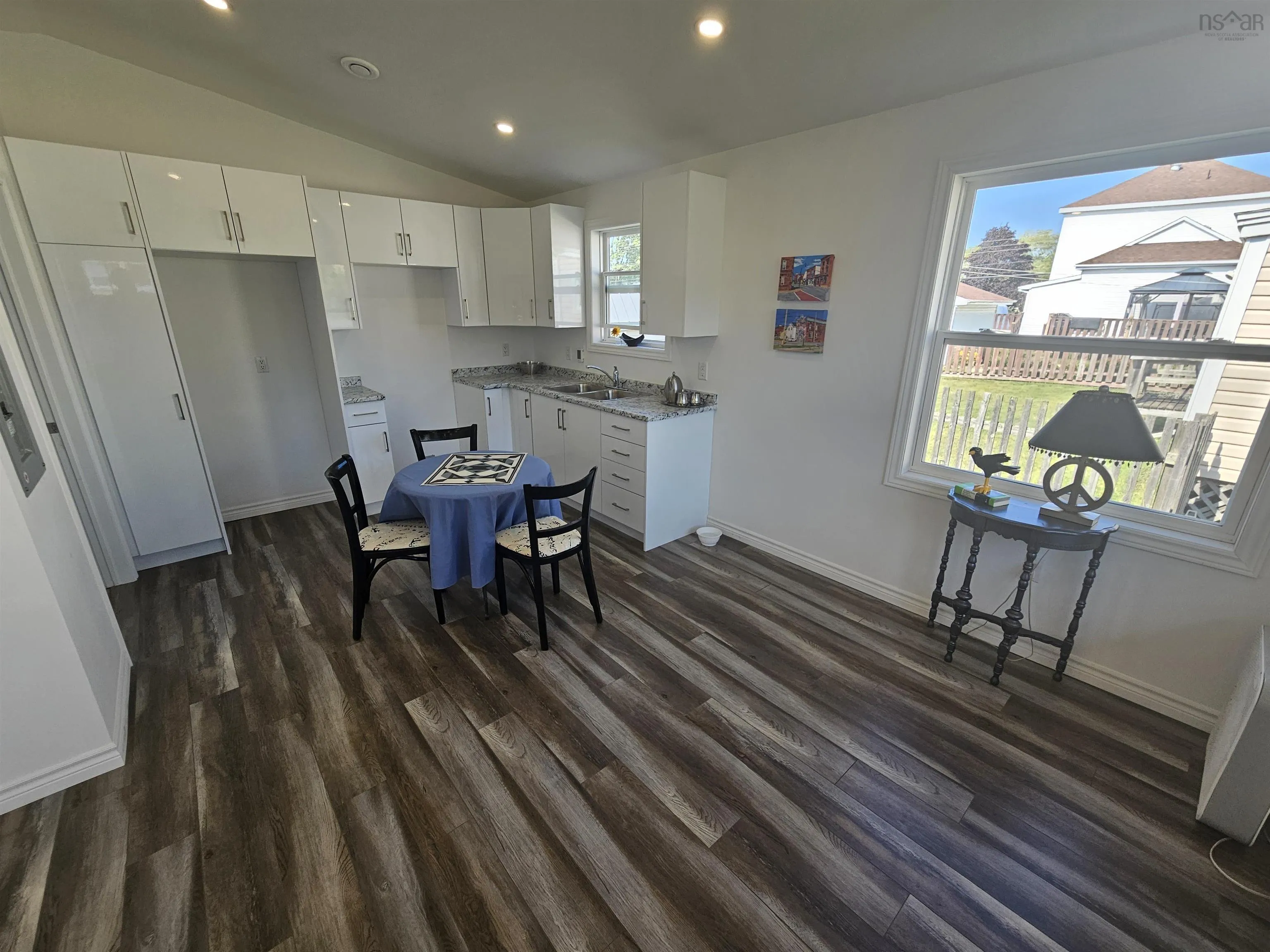 3 Cornwall Street, Amherst, NS B4H 1H3, 1 Bedroom Bedrooms, ,1 BathroomBathrooms,Residential,For Sale,Cornwall,202519292