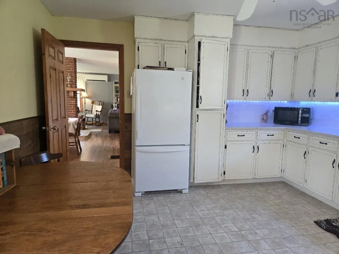 510 Sand Point Road, Barrachois, NS B0K 1V0, 3 Bedrooms Bedrooms, ,2 BathroomsBathrooms,Residential,For Sale,Sand Point,202520579