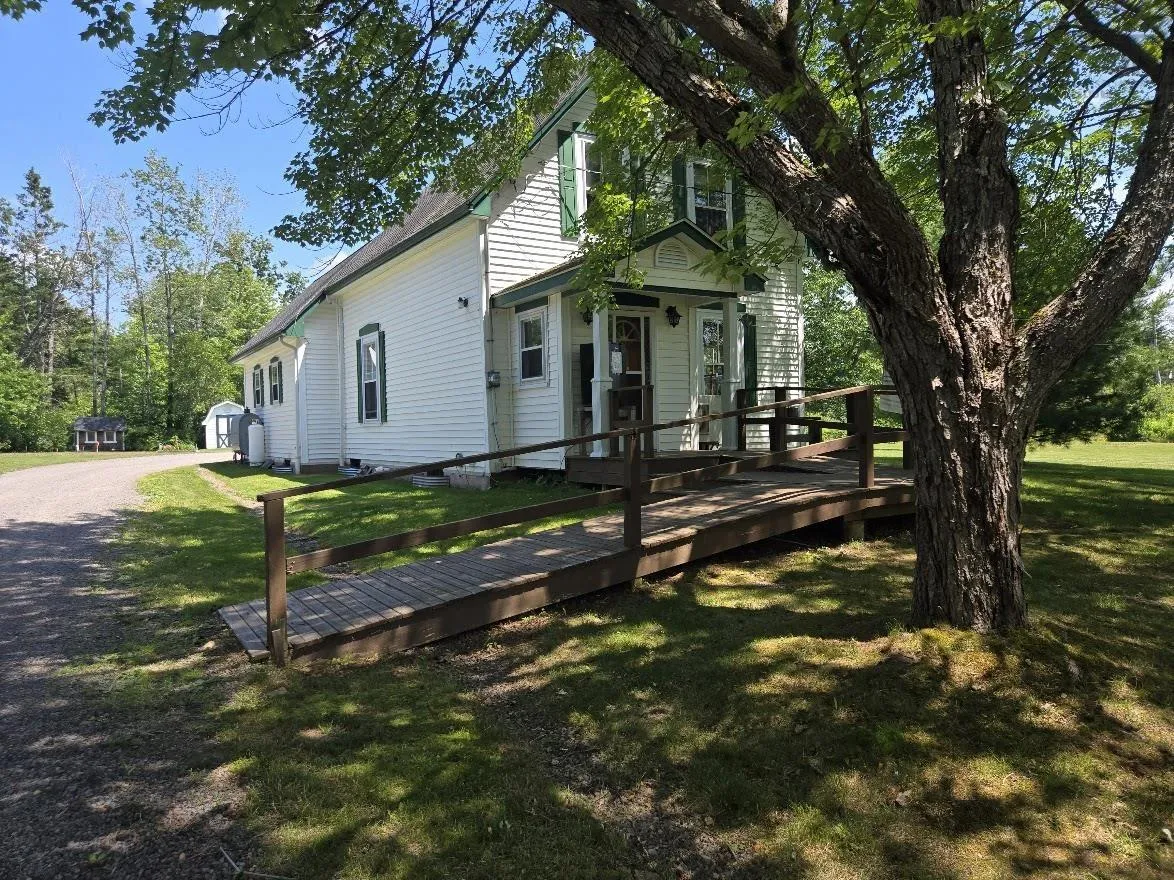 510 Sand Point Road, Barrachois, NS B0K 1V0, 3 Bedrooms Bedrooms, ,2 BathroomsBathrooms,Residential,For Sale,Sand Point,202520579