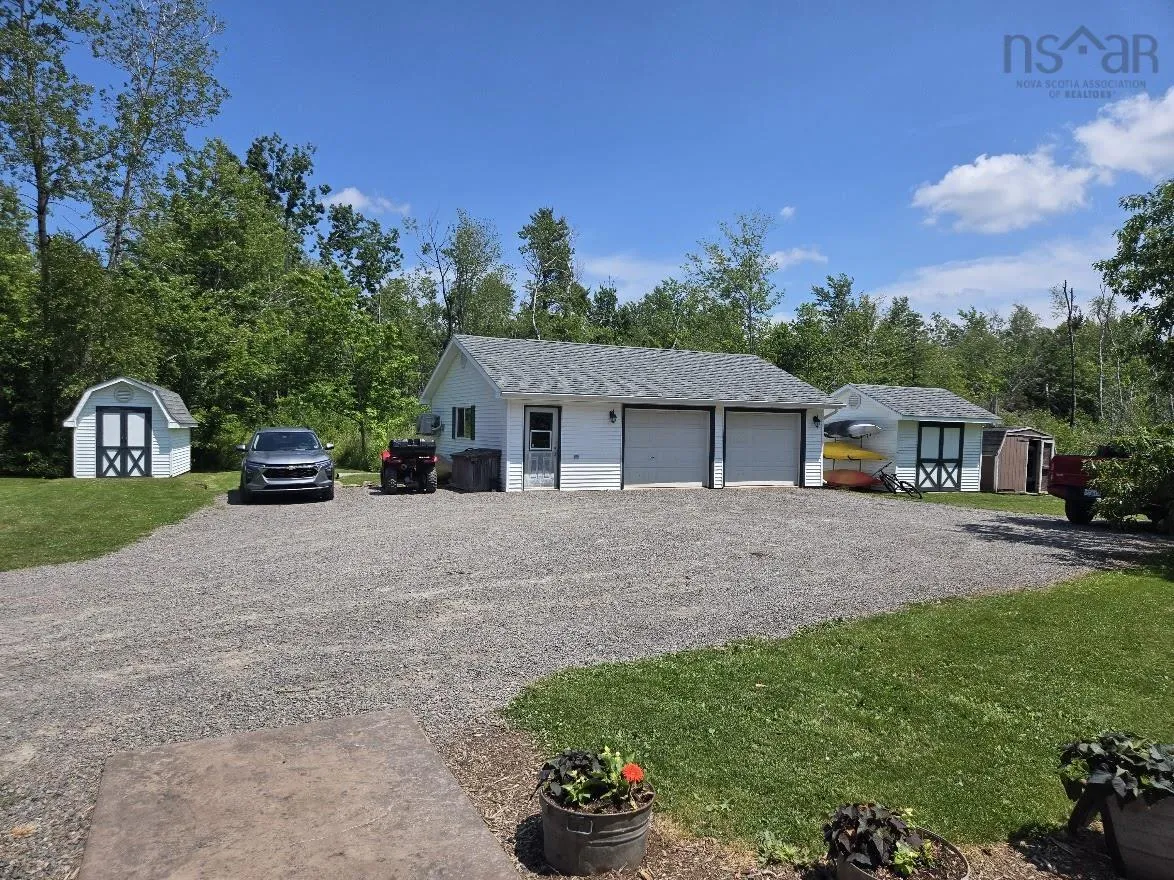 510 Sand Point Road, Barrachois, NS B0K 1V0, 3 Bedrooms Bedrooms, ,2 BathroomsBathrooms,Residential,For Sale,Sand Point,202520579