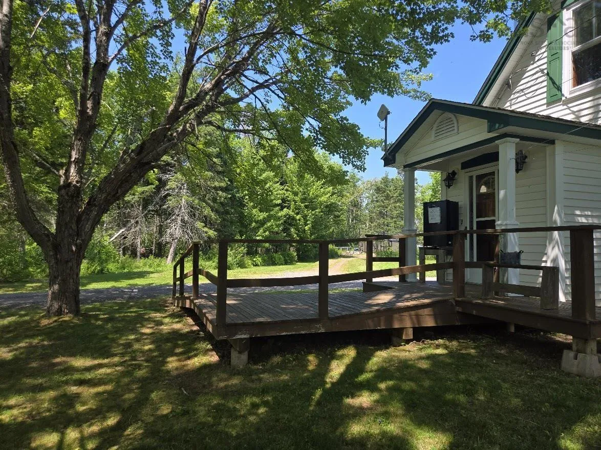 510 Sand Point Road, Barrachois, NS B0K 1V0, 3 Bedrooms Bedrooms, ,2 BathroomsBathrooms,Residential,For Sale,Sand Point,202520579