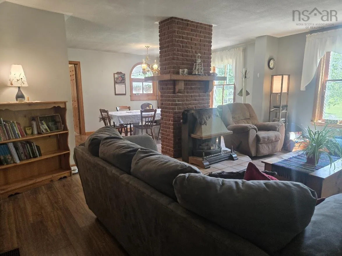 510 Sand Point Road, Barrachois, NS B0K 1V0, 3 Bedrooms Bedrooms, ,2 BathroomsBathrooms,Residential,For Sale,Sand Point,202520579