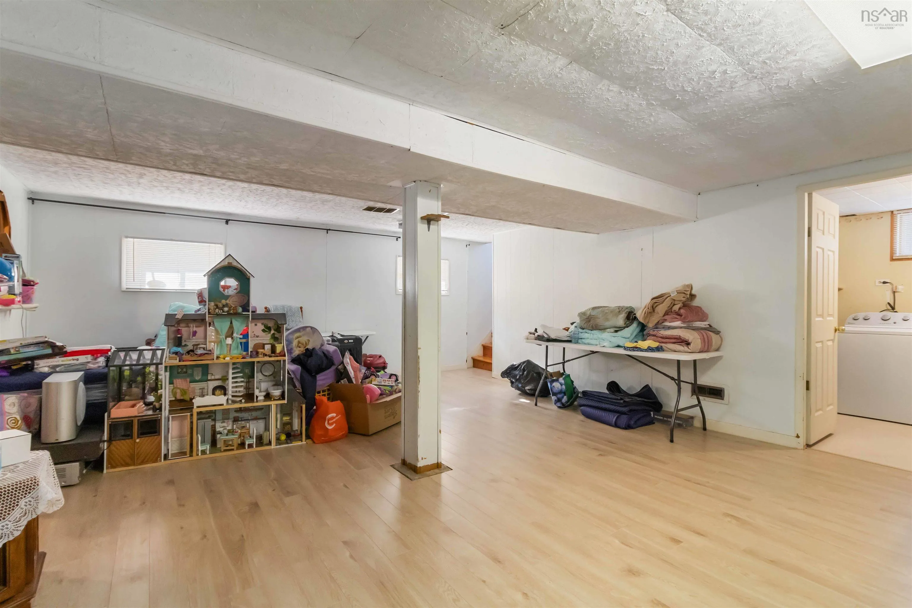 83 Woodland Avenue, Dartmouth Ns B3a 3k4, 3 Bedrooms Bedrooms, ,2 BathroomsBathrooms,Residential,For Sale,Woodland,202505283