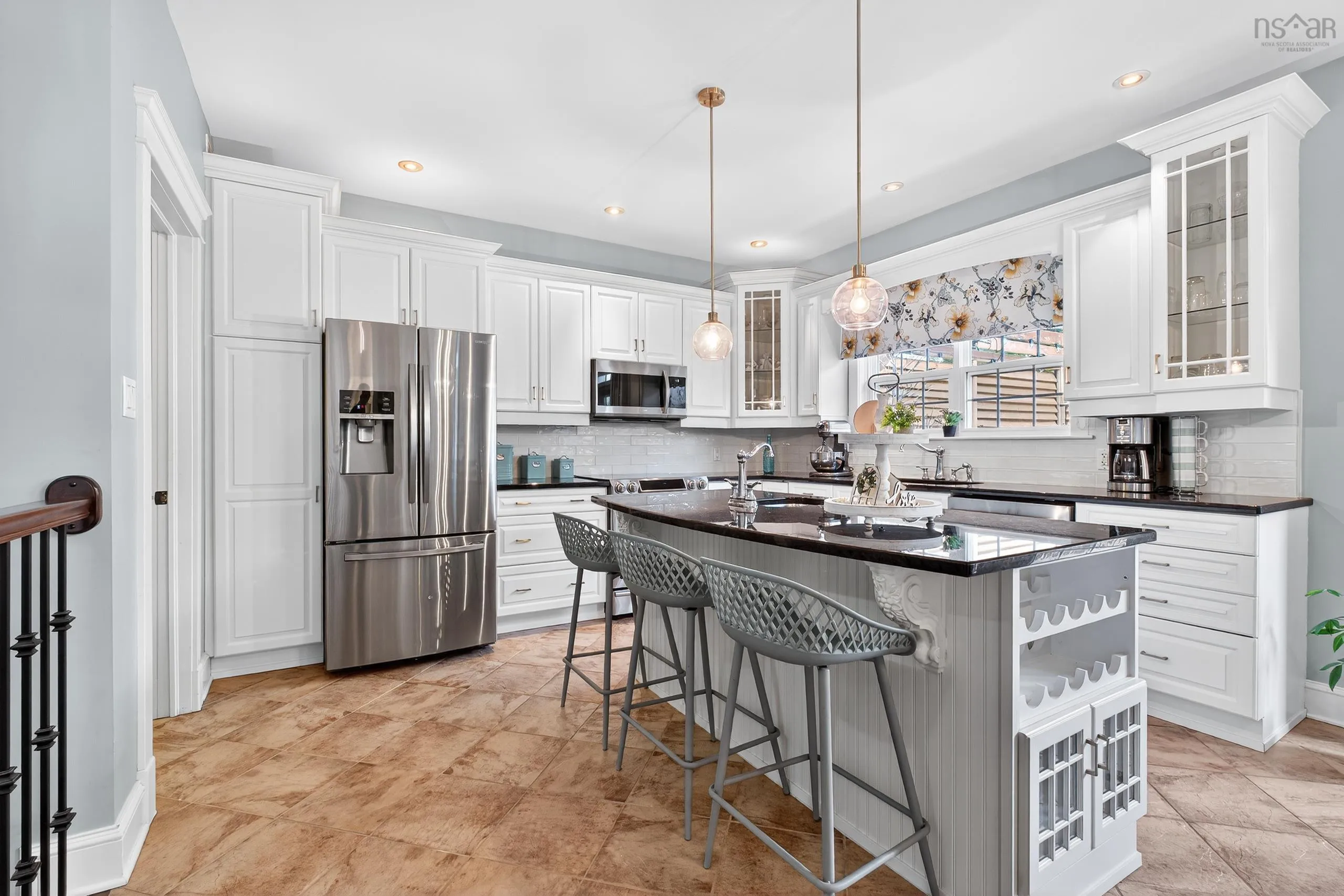 22 Helens Avenue, Georges River, NS B1Y 3G4, 4 Bedrooms Bedrooms, ,3 BathroomsBathrooms,Residential,For Sale,Helens Avenue,202520967