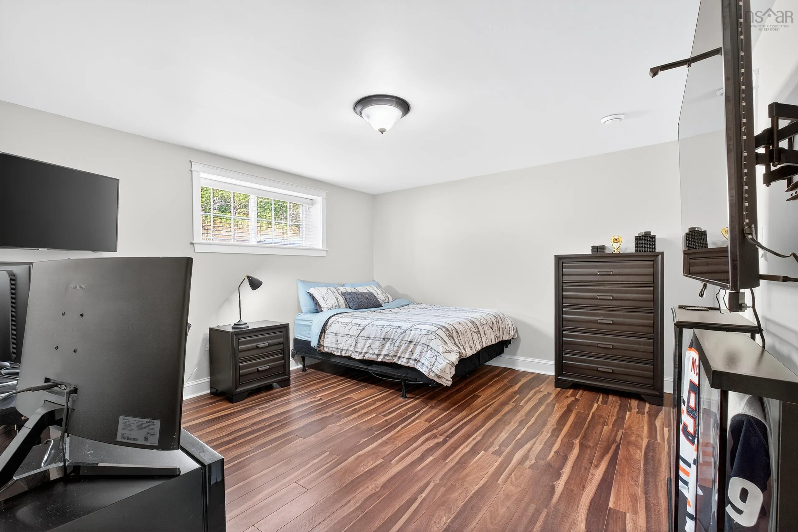 22 Helens Avenue, Georges River, NS B1Y 3G4, 4 Bedrooms Bedrooms, ,3 BathroomsBathrooms,Residential,For Sale,Helens Avenue,202520967