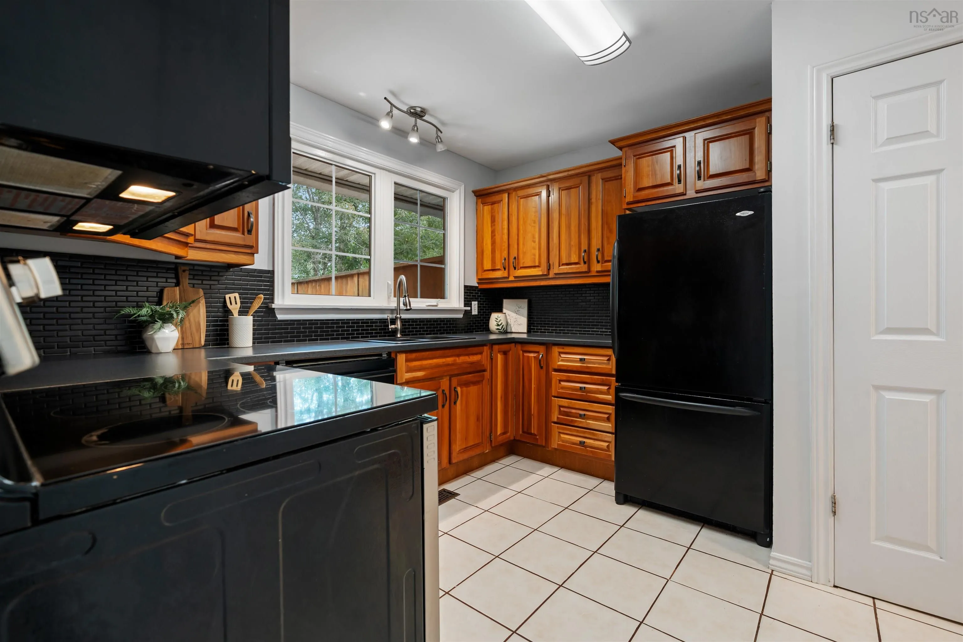33 Bareng Court, Dartmouth, NS B2X 2X3, 3 Bedrooms Bedrooms, ,2 BathroomsBathrooms,Residential,For Sale,Bareng,202521793