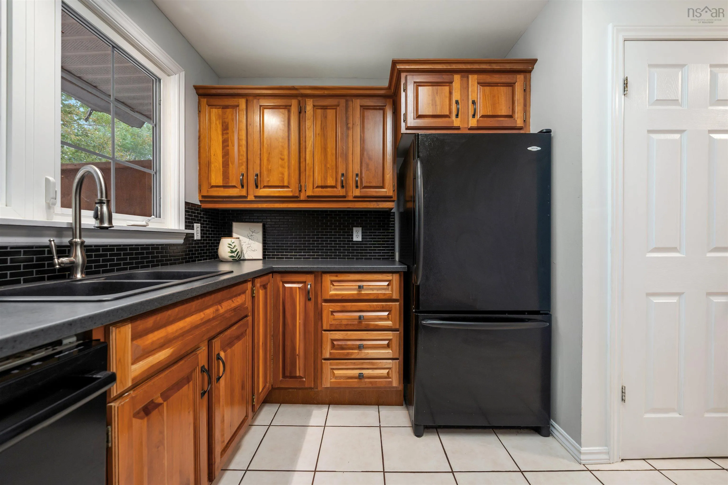 33 Bareng Court, Dartmouth, NS B2X 2X3, 3 Bedrooms Bedrooms, ,2 BathroomsBathrooms,Residential,For Sale,Bareng,202521793