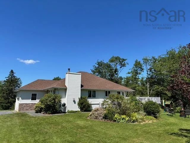 22034 Highway 7, Sheet Harbour, NS B0J 3B0, 3 Bedrooms Bedrooms, ,3 BathroomsBathrooms,Residential,For Sale,Highway 7,202519242
