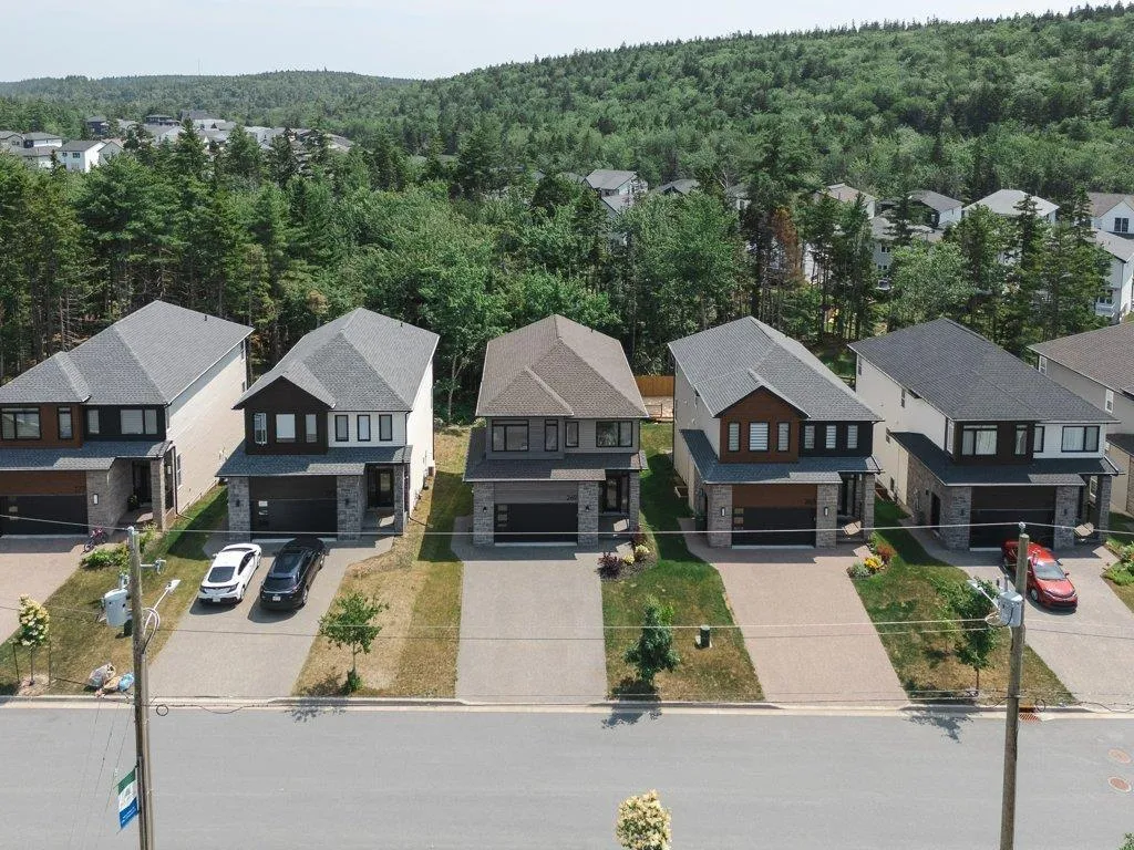 269 Talus Avenue, Bedford, NS B4B 1T9, 4 Bedrooms Bedrooms, ,4 BathroomsBathrooms,Residential,For Sale,Talus,202518464