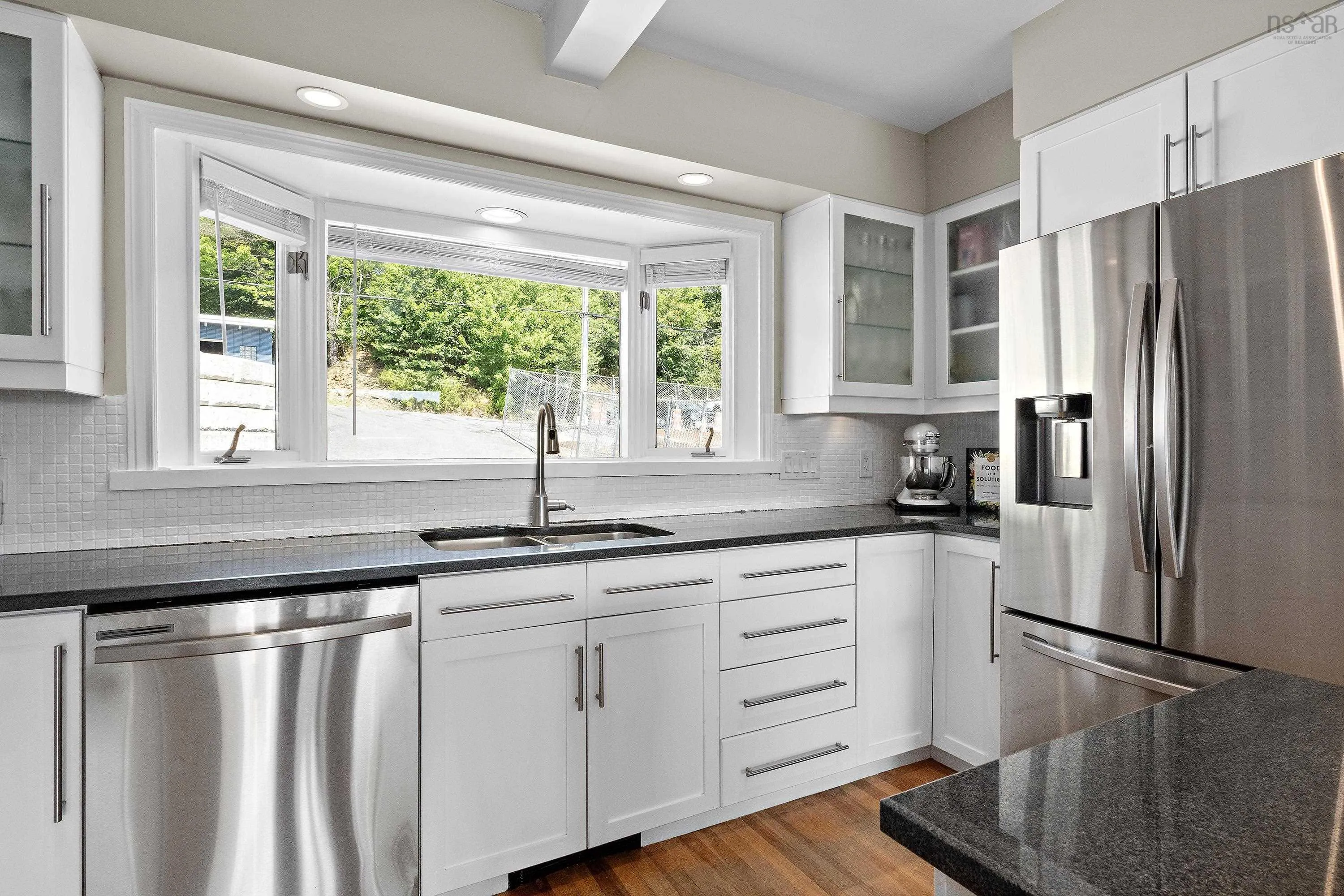 1084 Ridgewood Drive, Halifax, NS B3H 3Y4, 4 Bedrooms Bedrooms, ,3 BathroomsBathrooms,Residential,For Sale,Ridgewood,202513046