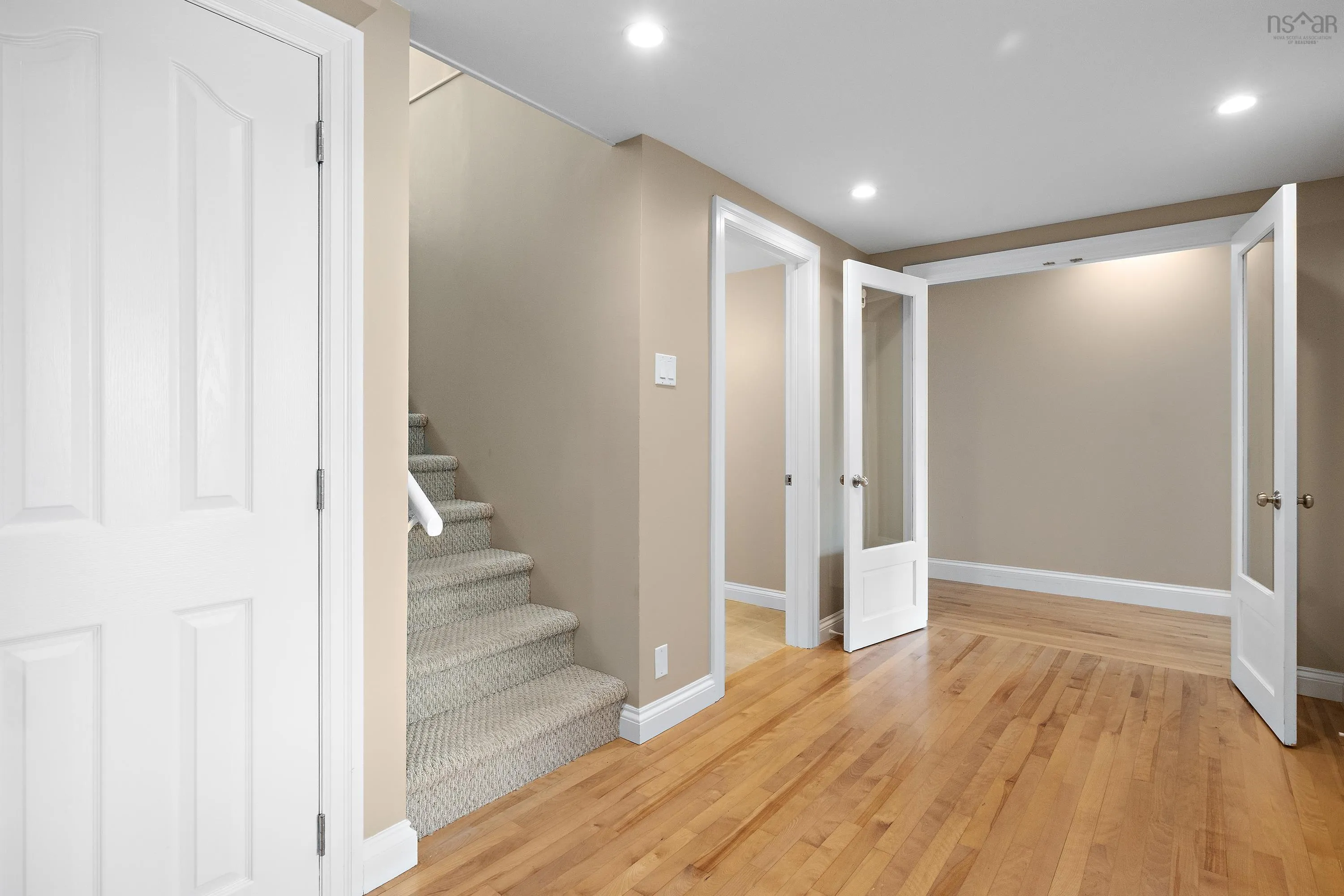 1084 Ridgewood Drive, Halifax, NS B3H 3Y4, 4 Bedrooms Bedrooms, ,3 BathroomsBathrooms,Residential,For Sale,Ridgewood,202513046