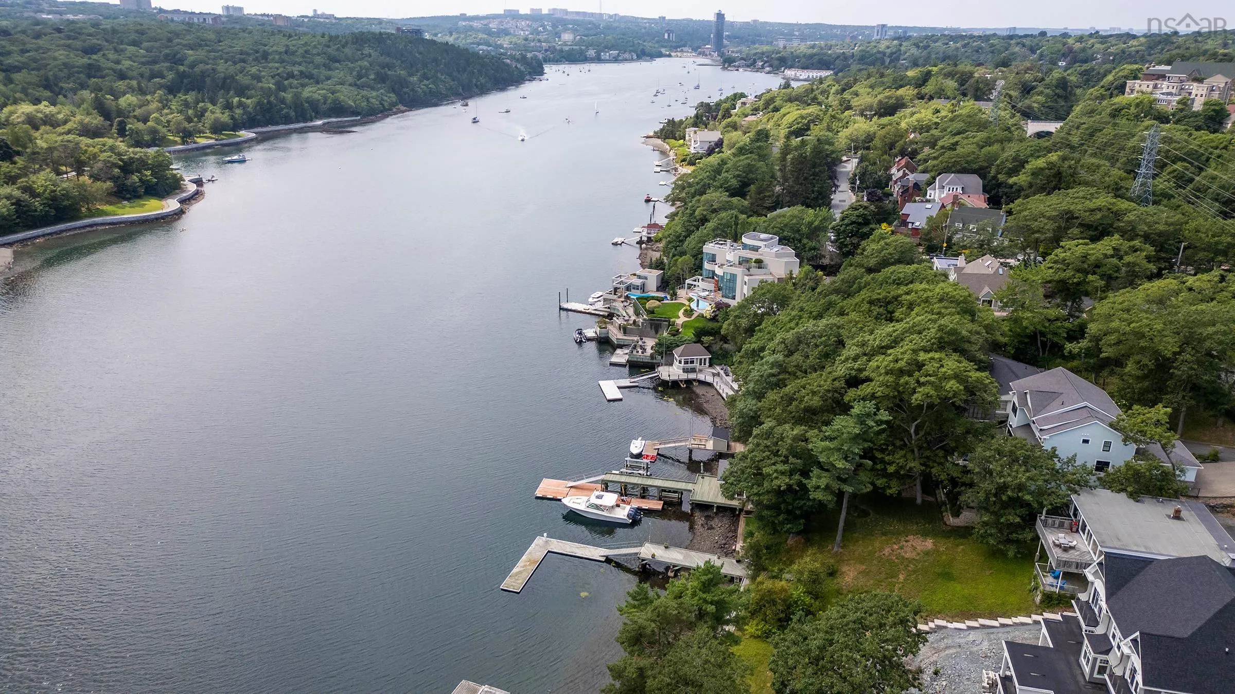1084 Ridgewood Drive, Halifax, NS B3H 3Y4, 4 Bedrooms Bedrooms, ,3 BathroomsBathrooms,Residential,For Sale,Ridgewood,202513046