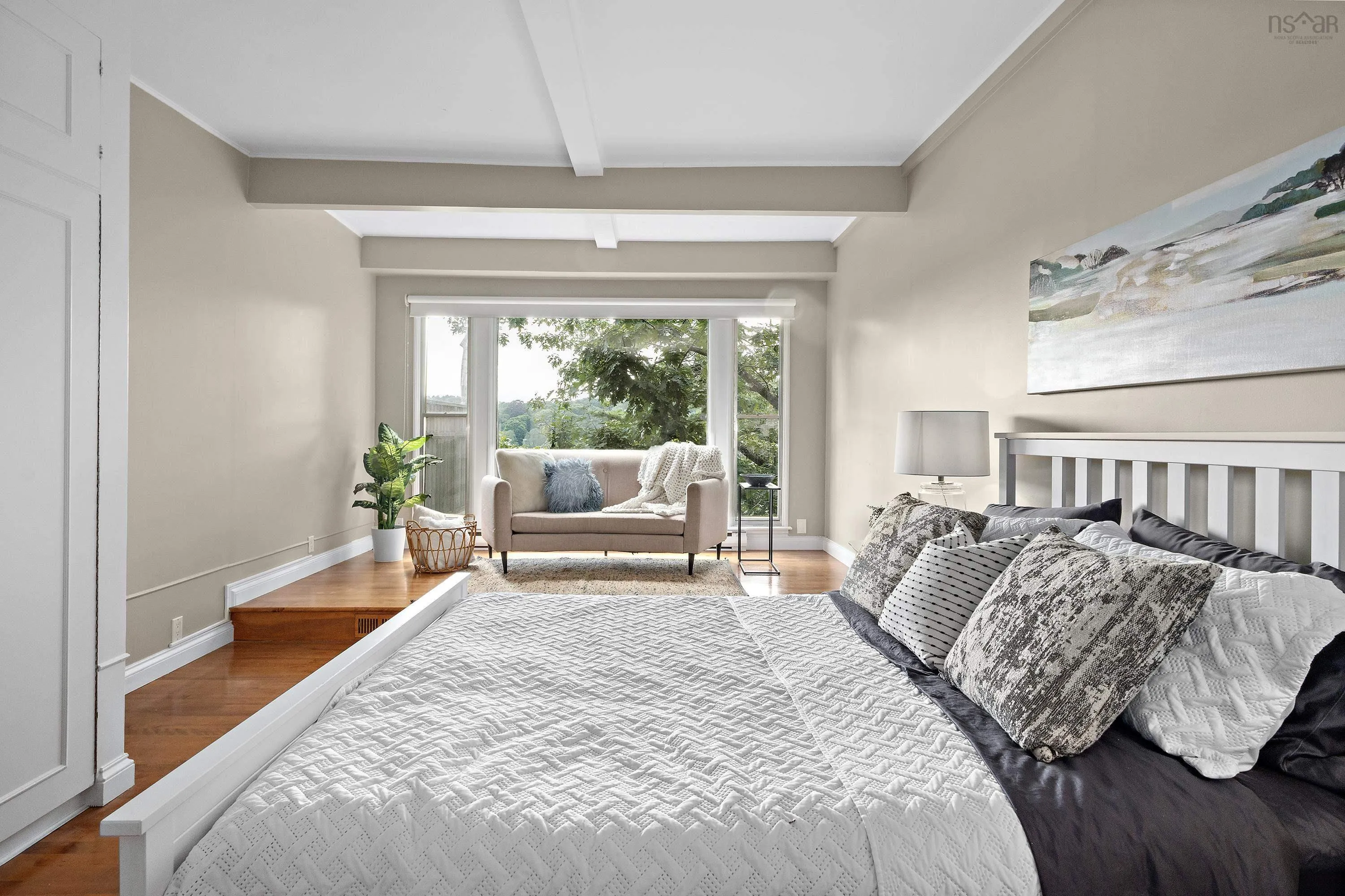 1084 Ridgewood Drive, Halifax, NS B3H 3Y4, 4 Bedrooms Bedrooms, ,3 BathroomsBathrooms,Residential,For Sale,Ridgewood,202513046