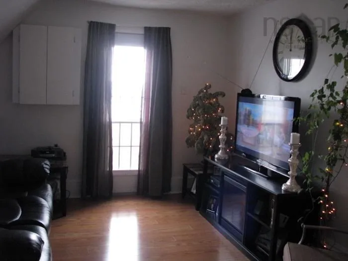 436 Purves Street, North Sydney Ns B2a 1c9, 3 Bedrooms Bedrooms, ,Residential Income,For Sale,Purves,202407458