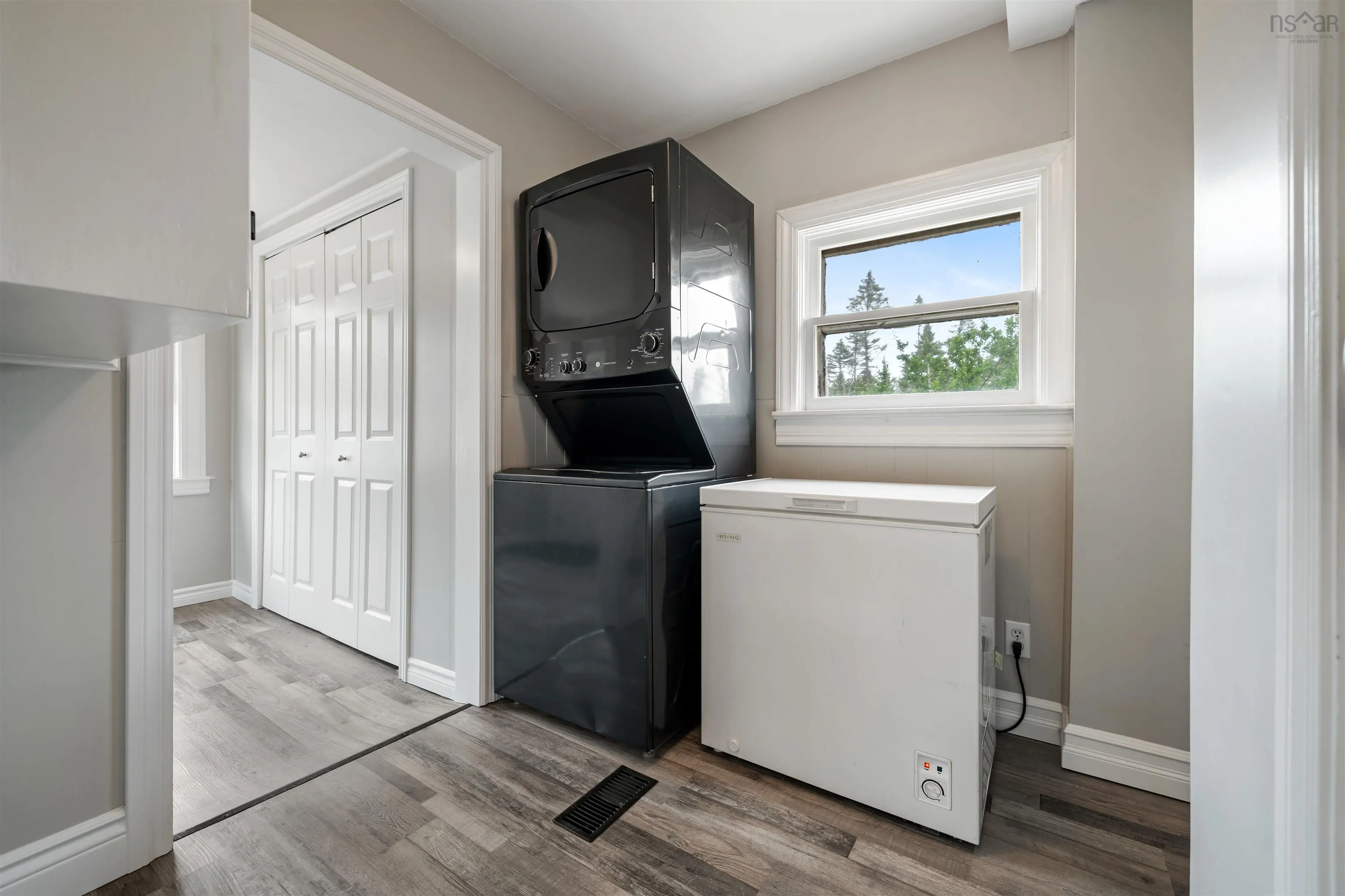 5069 Highway 211, Port Bickerton, NS B0J 2C0, 3 Bedrooms Bedrooms, ,2 BathroomsBathrooms,Residential,For Sale,Highway 211,202521703