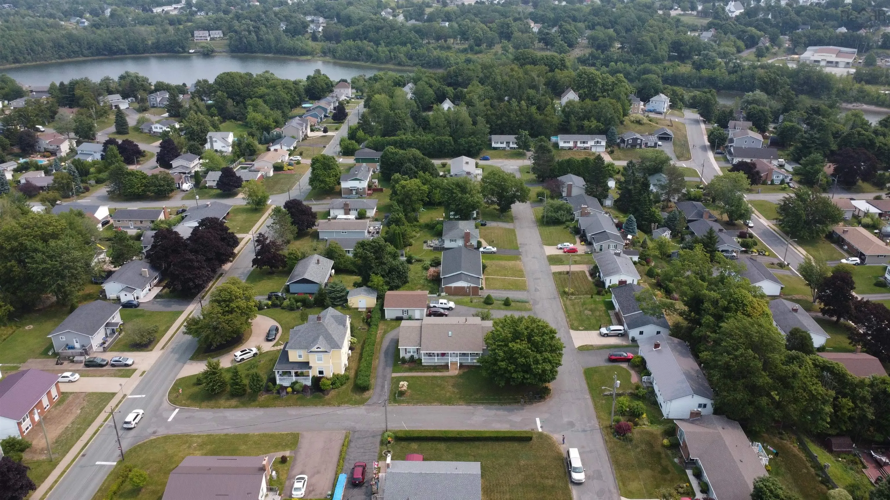 333 Queen Street, New Glasgow, NS B2H 6A6, 5 Bedrooms Bedrooms, ,3 BathroomsBathrooms,Residential,For Sale,Queen,202519540