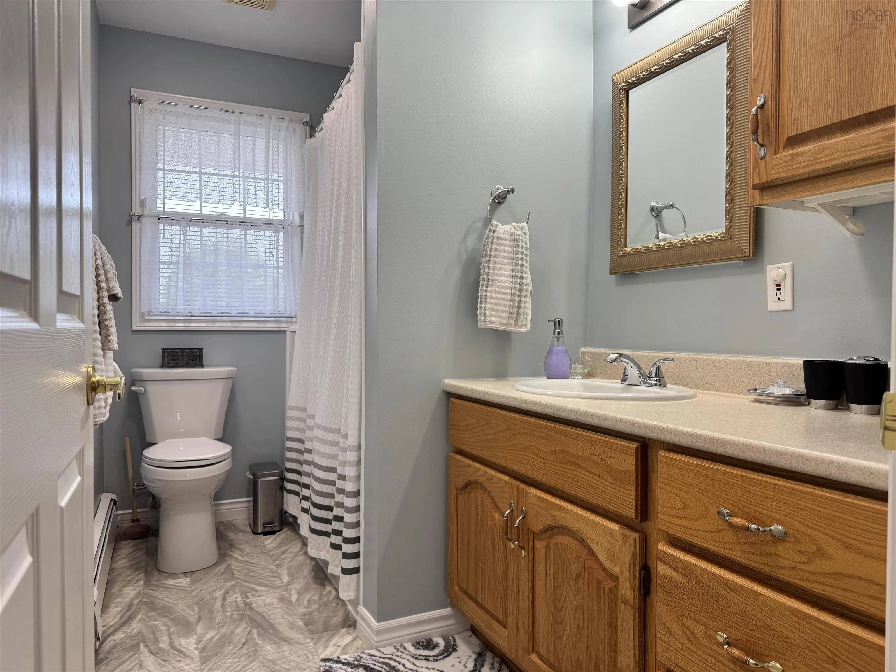 333 Queen Street, New Glasgow, NS B2H 6A6, 5 Bedrooms Bedrooms, ,3 BathroomsBathrooms,Residential,For Sale,Queen,202519540