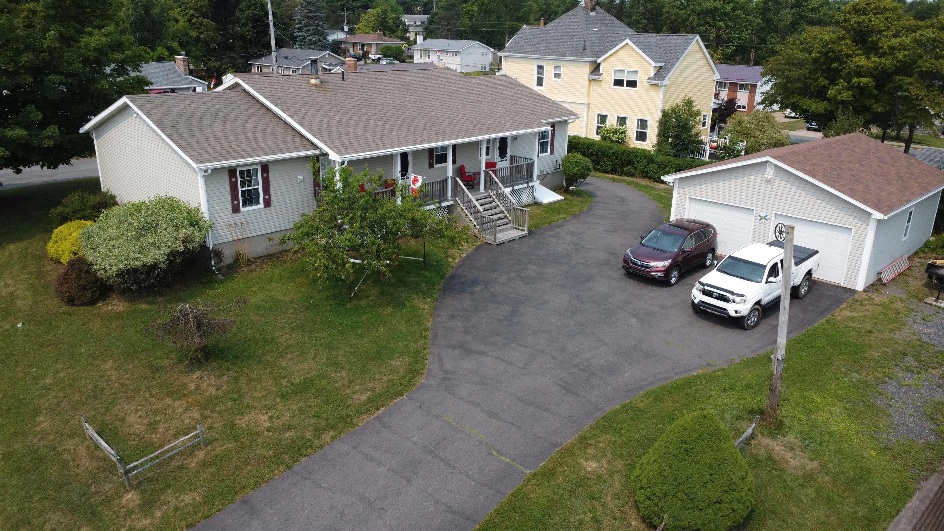 333 Queen Street, New Glasgow, NS B2H 6A6, 5 Bedrooms Bedrooms, ,3 BathroomsBathrooms,Residential,For Sale,Queen,202519540