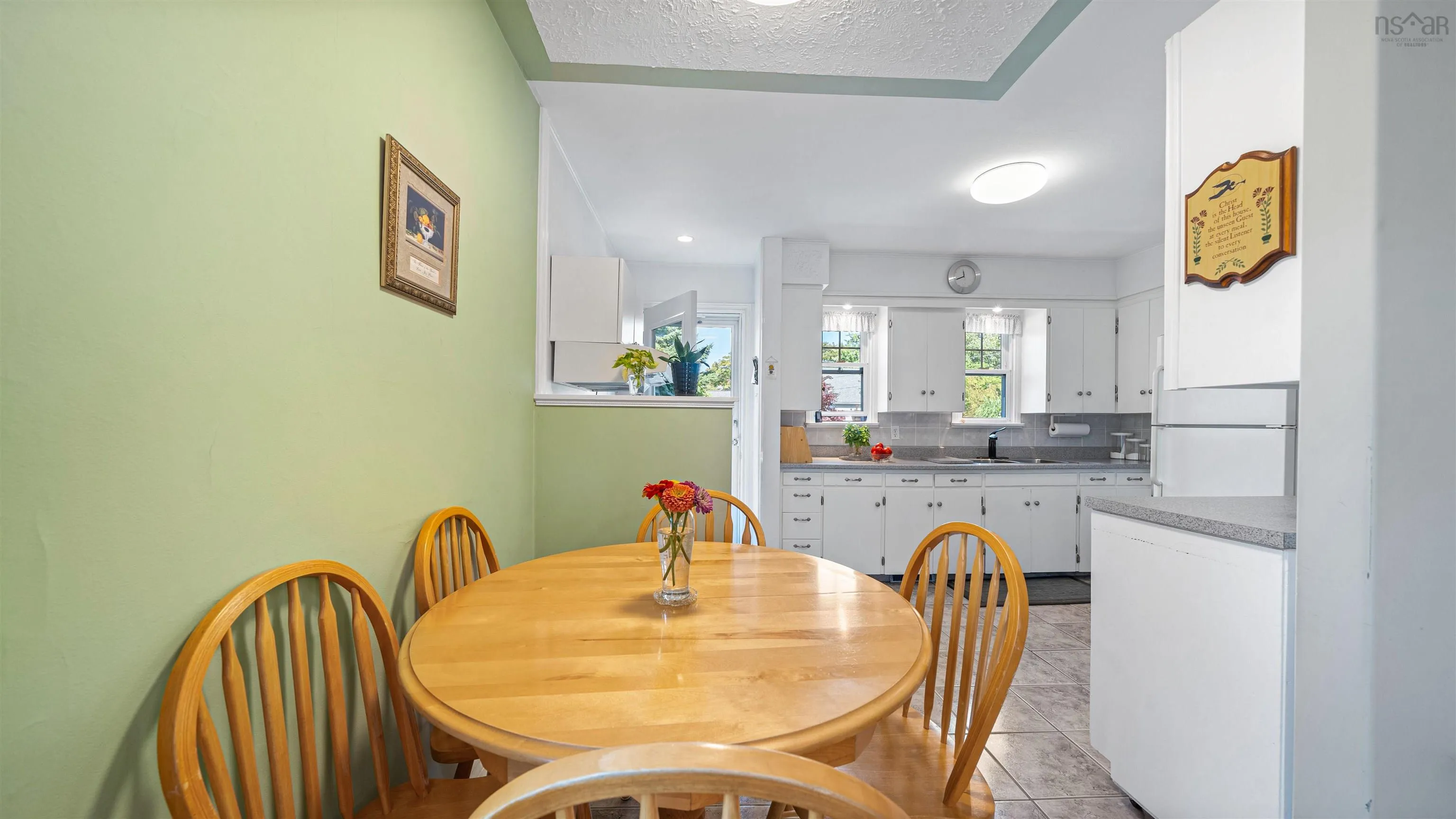 35 Symonds Street, Dartmouth, NS B3A 3L4, 3 Bedrooms Bedrooms, ,1 BathroomBathrooms,Residential,For Sale,Symonds,202523803