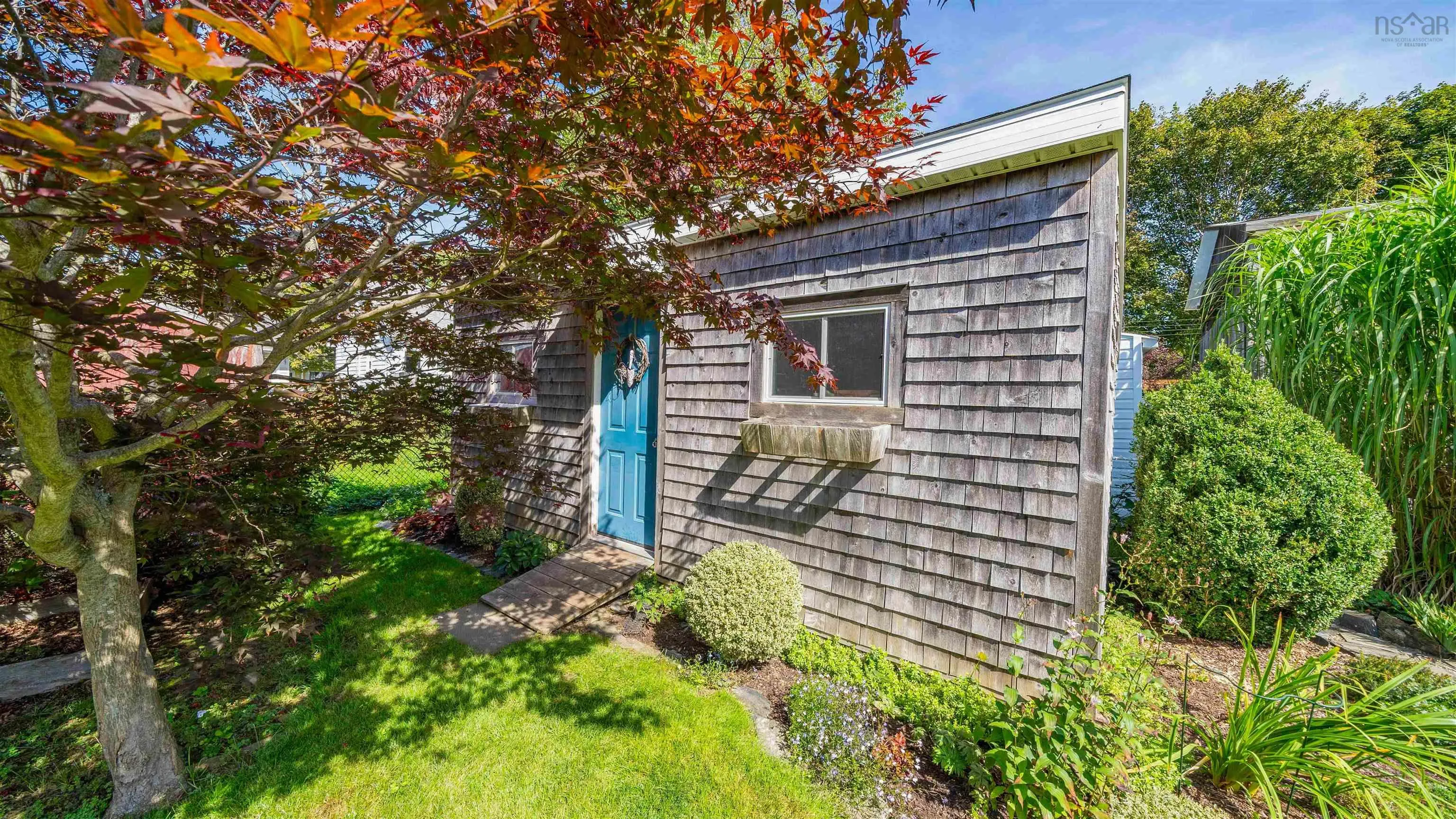 35 Symonds Street, Dartmouth, NS B3A 3L4, 3 Bedrooms Bedrooms, ,1 BathroomBathrooms,Residential,For Sale,Symonds,202523803