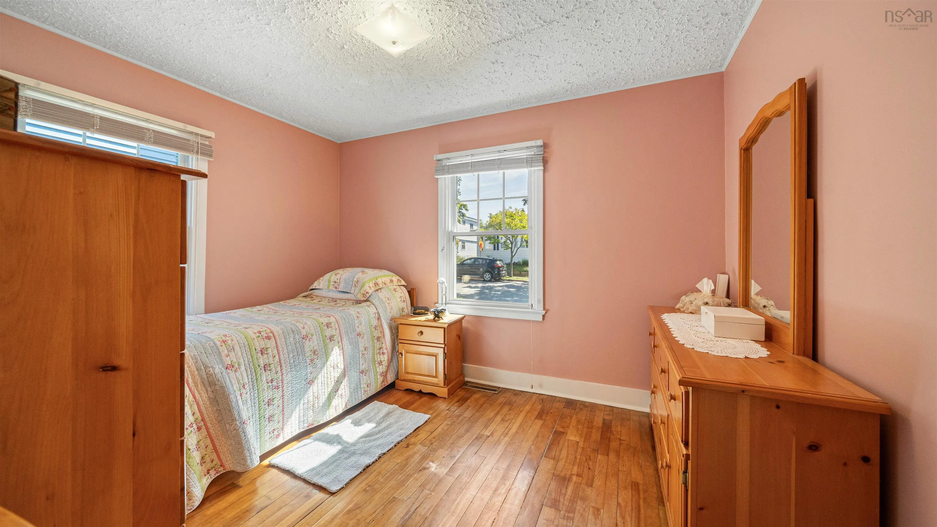 35 Symonds Street, Dartmouth, NS B3A 3L4, 3 Bedrooms Bedrooms, ,1 BathroomBathrooms,Residential,For Sale,Symonds,202523803