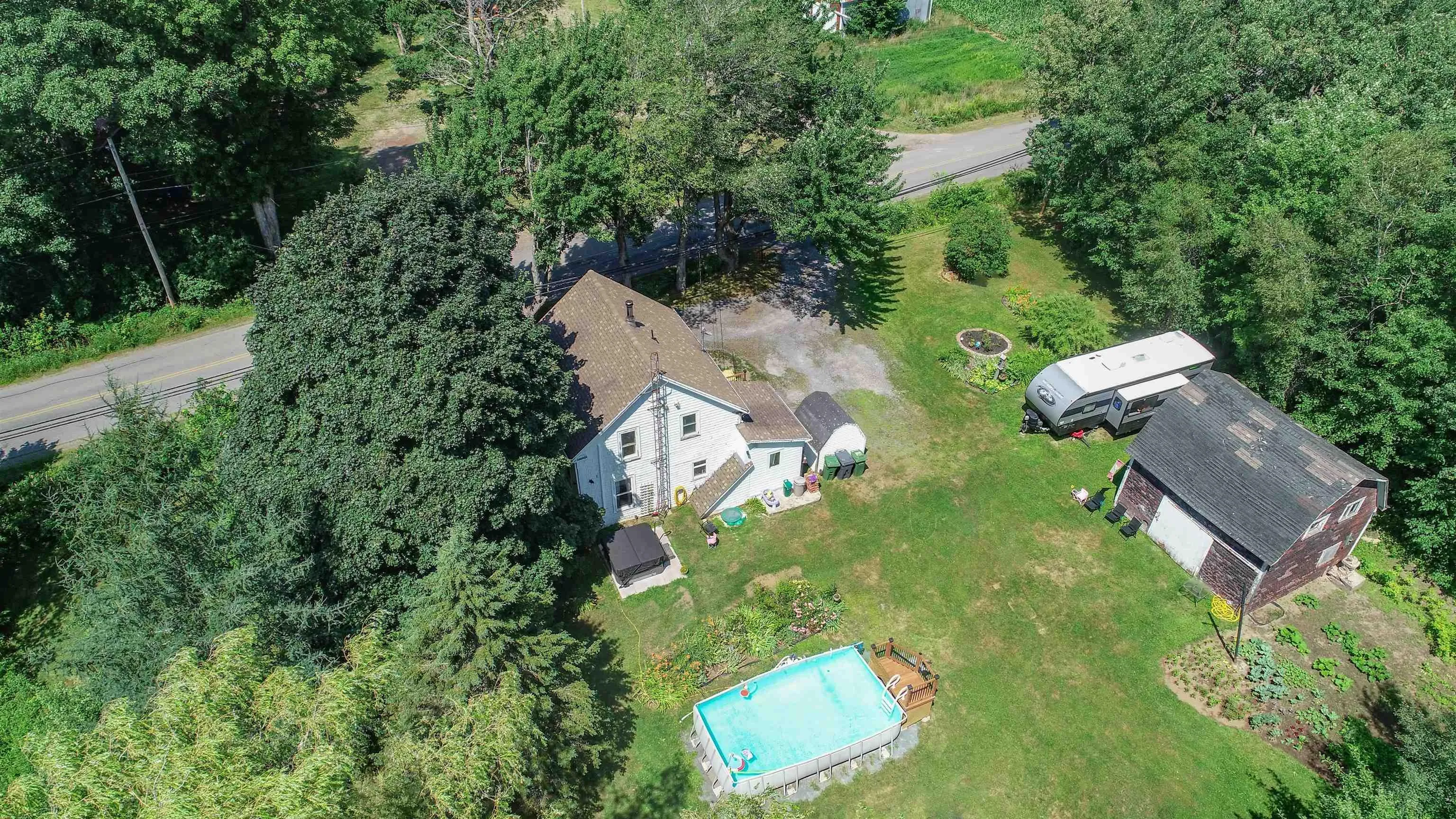 886 Maple Street, Waterville, NS B0P 1V0, 3 Bedrooms Bedrooms, ,1 BathroomBathrooms,Residential,For Sale,Maple,202519483