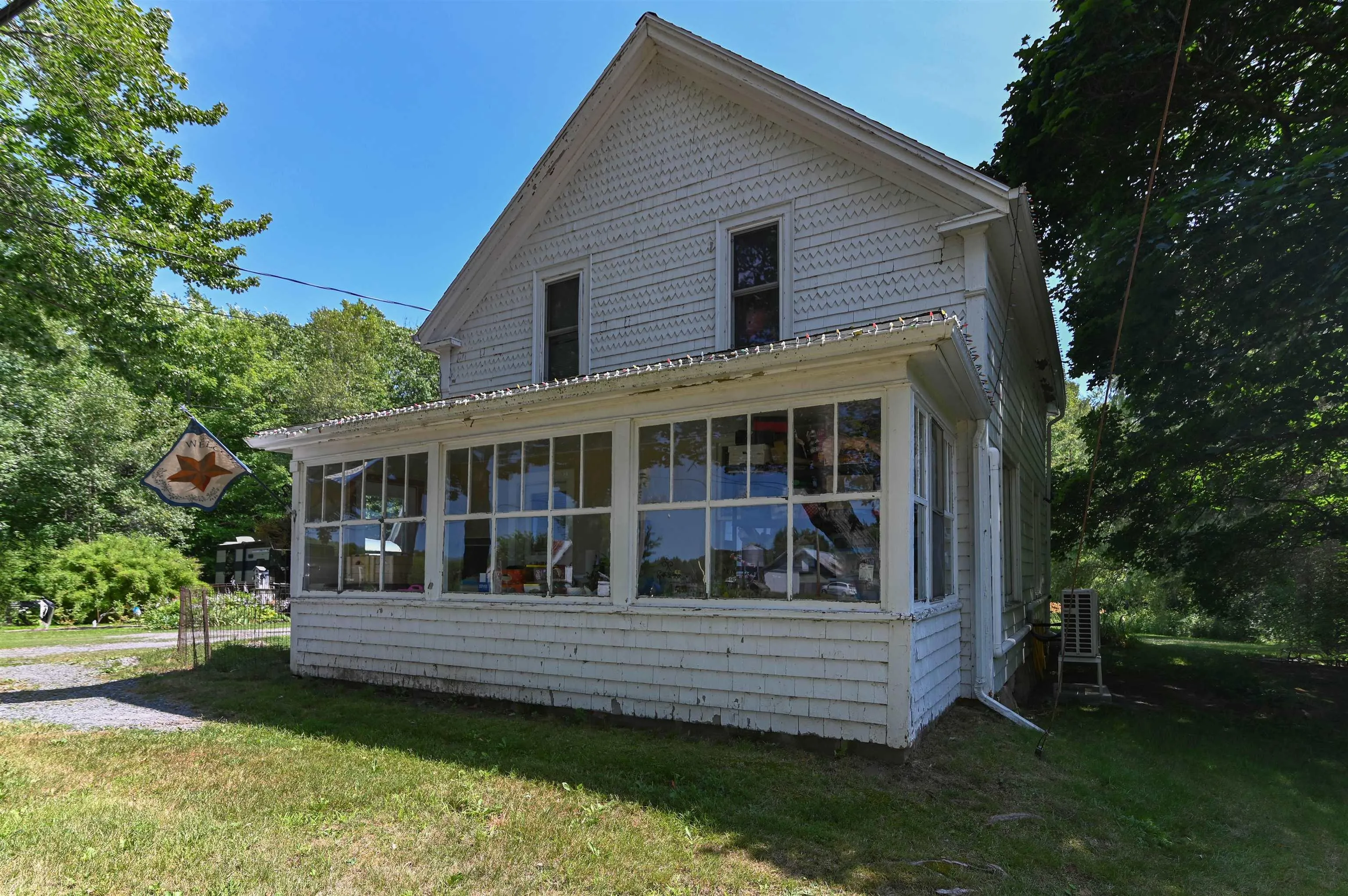 886 Maple Street, Waterville, NS B0P 1V0, 3 Bedrooms Bedrooms, ,1 BathroomBathrooms,Residential,For Sale,Maple,202519483