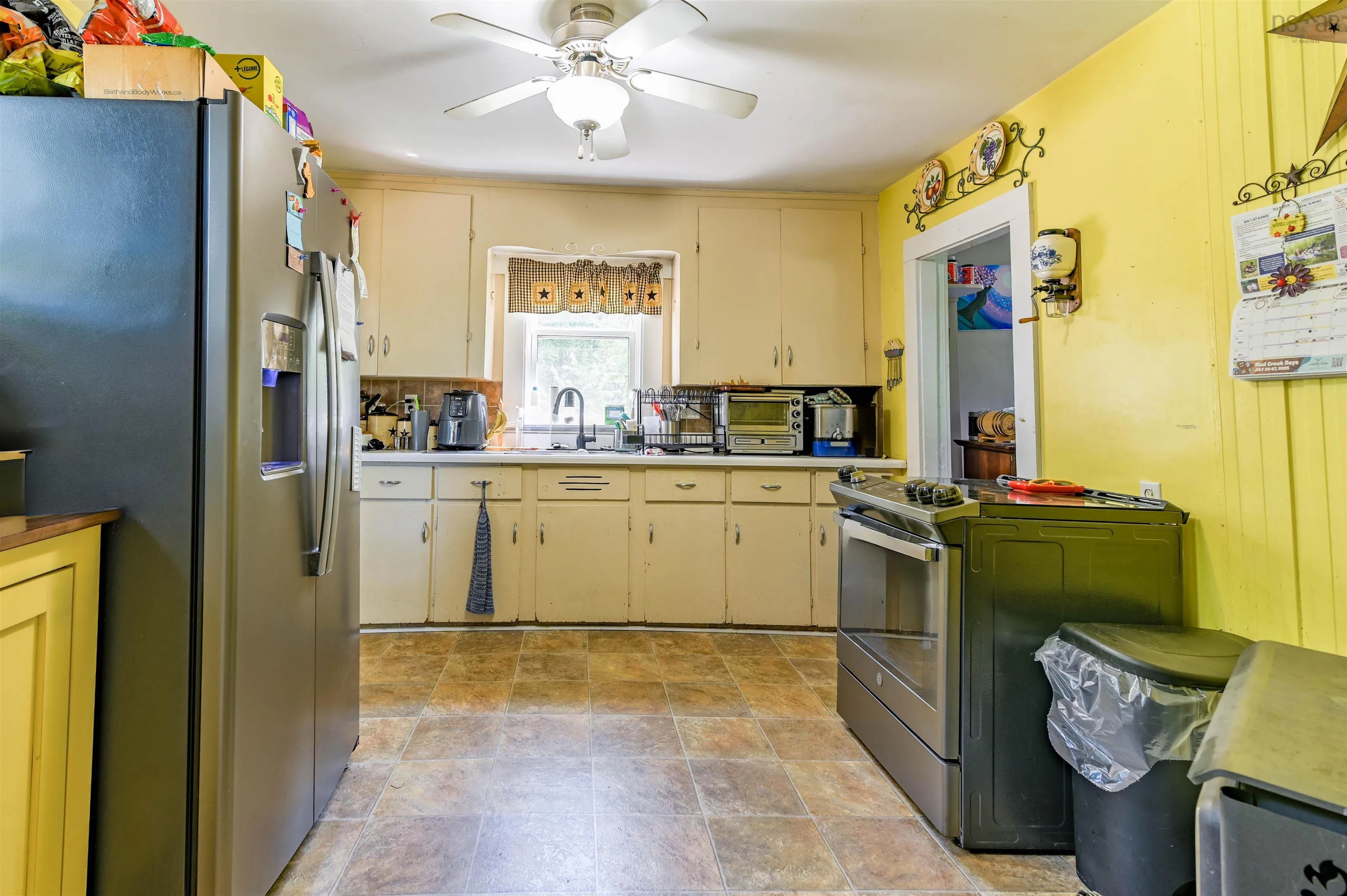 886 Maple Street, Waterville, NS B0P 1V0, 3 Bedrooms Bedrooms, ,1 BathroomBathrooms,Residential,For Sale,Maple,202519483