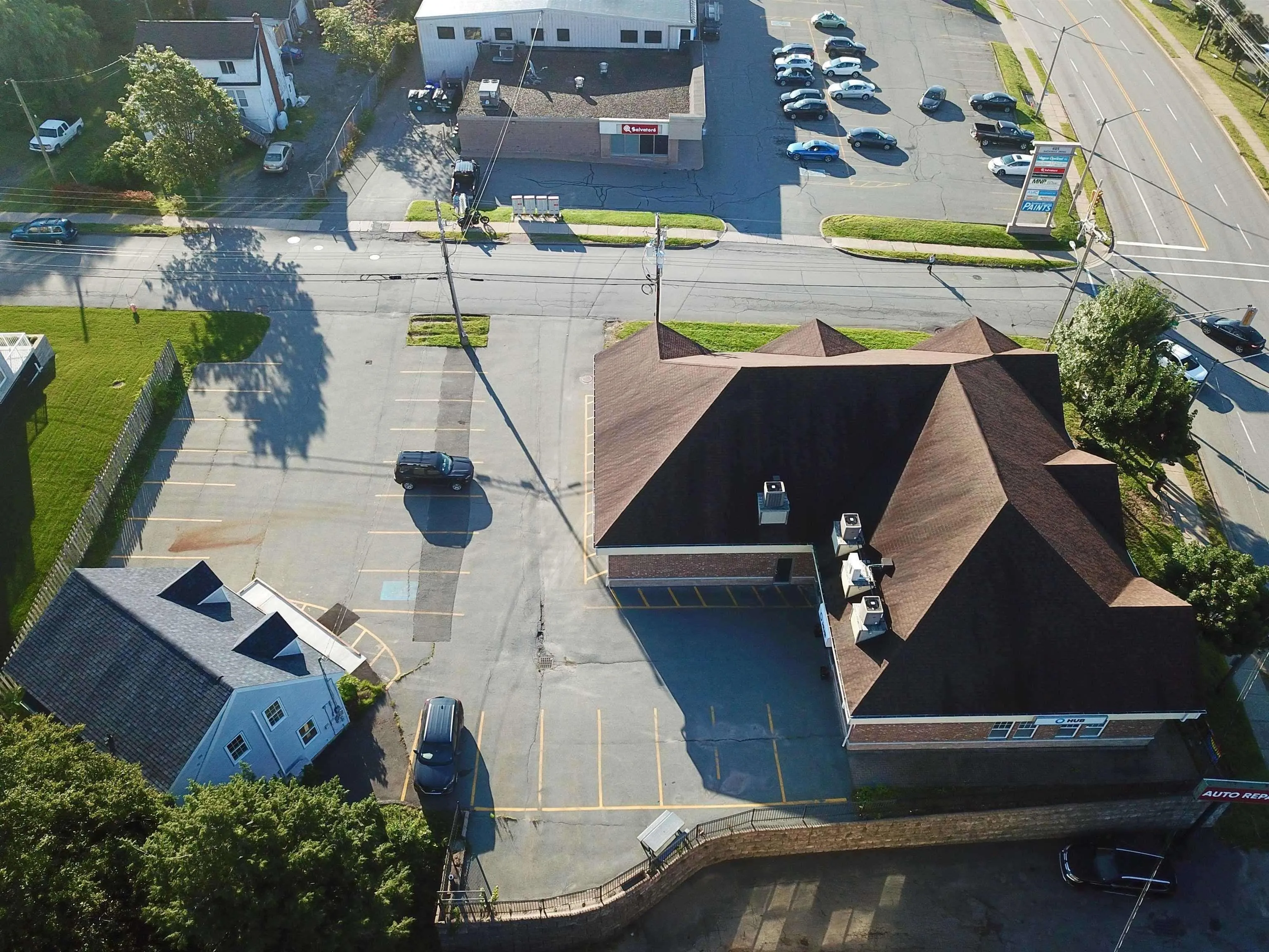 1-3 Pinehill Drive, Lower Sackville Ns B4c 2s1, ,Commercial Sale,For Sale,Pinehill,202423464