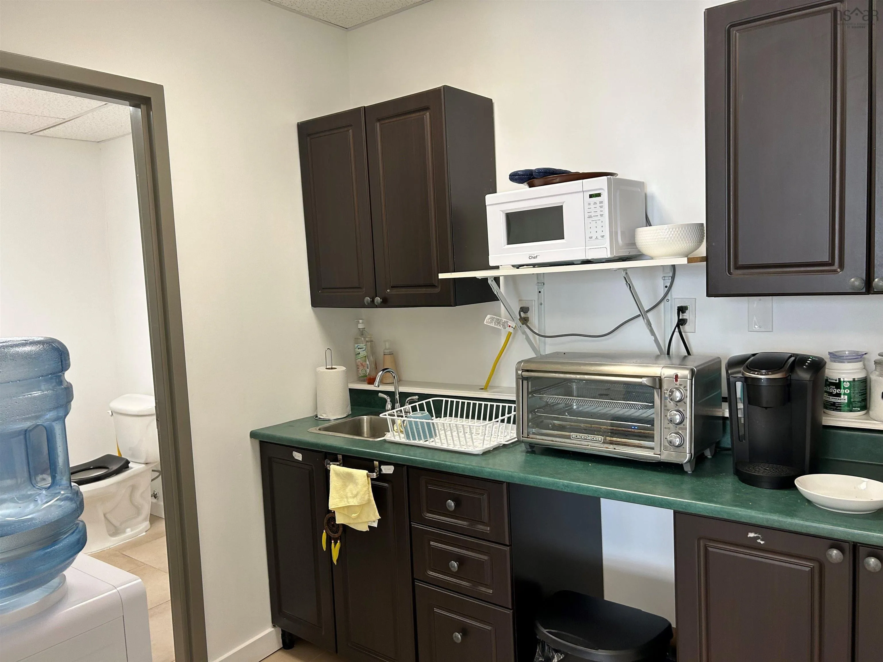 1-3 Pinehill Drive, Lower Sackville Ns B4c 2s1, ,Commercial Sale,For Sale,Pinehill,202423464