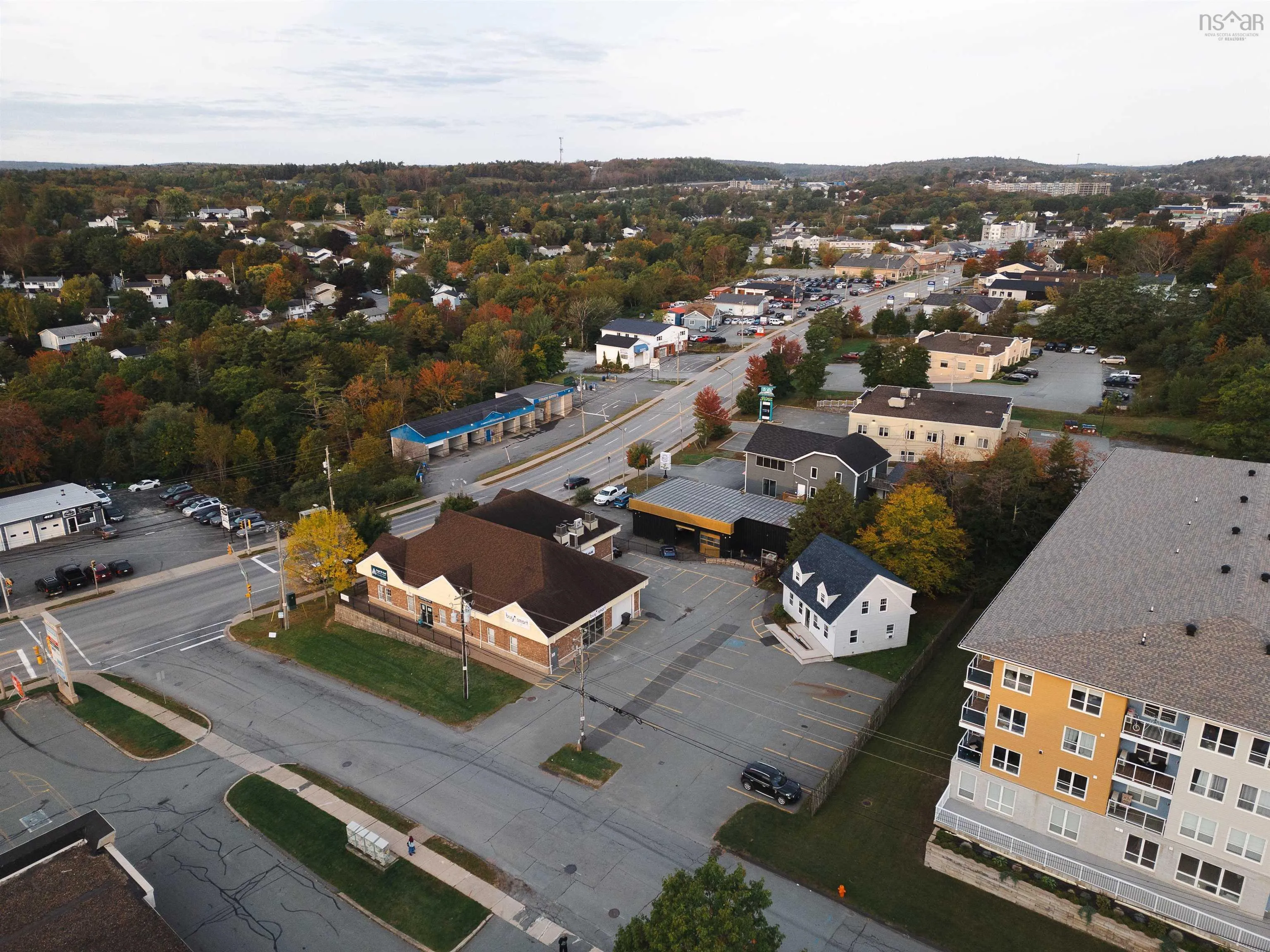 1-3 Pinehill Drive, Lower Sackville Ns B4c 2s1, ,Commercial Sale,For Sale,Pinehill,202423464