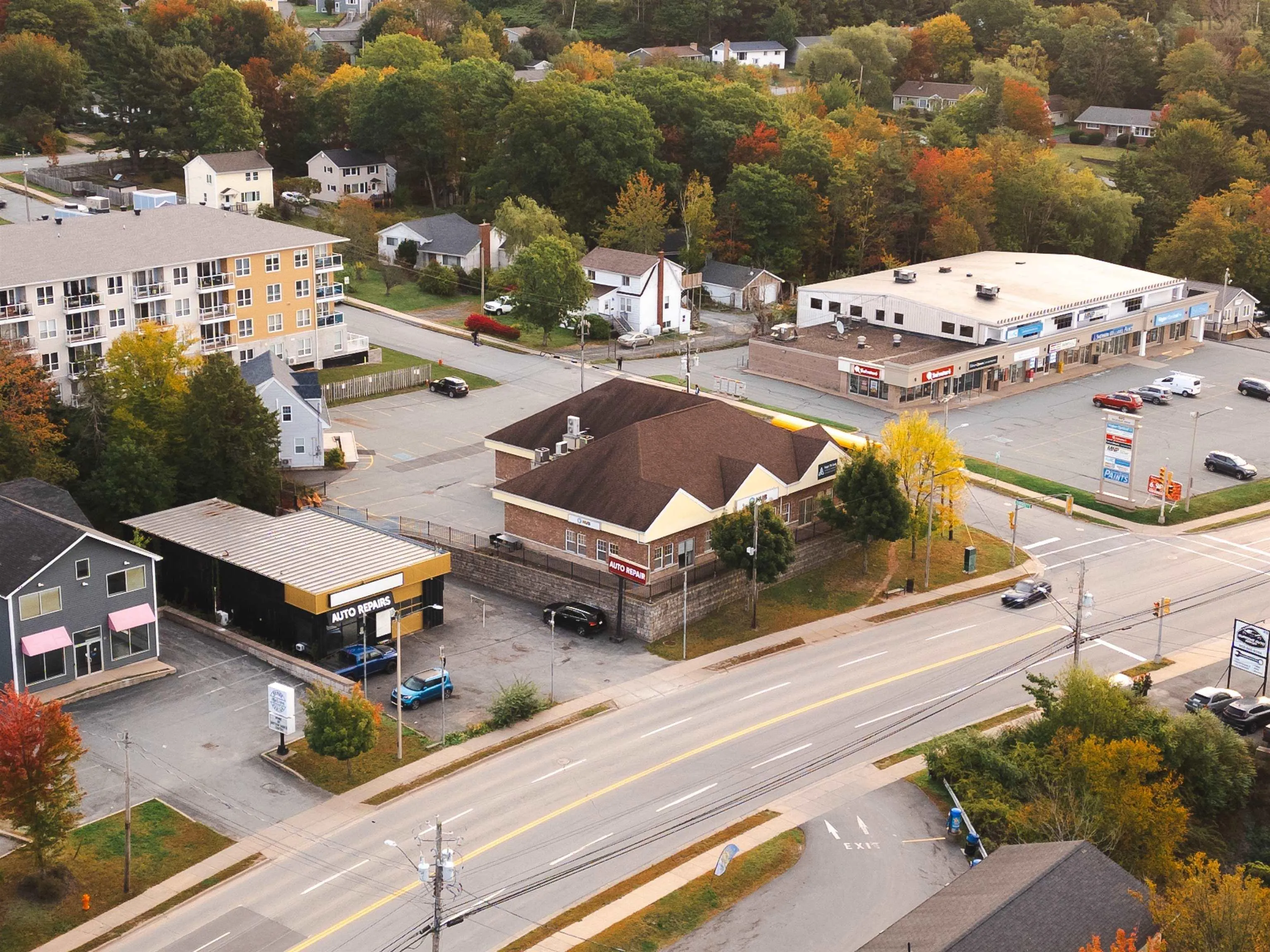 1-3 Pinehill Drive, Lower Sackville Ns B4c 2s1, ,Commercial Sale,For Sale,Pinehill,202423464