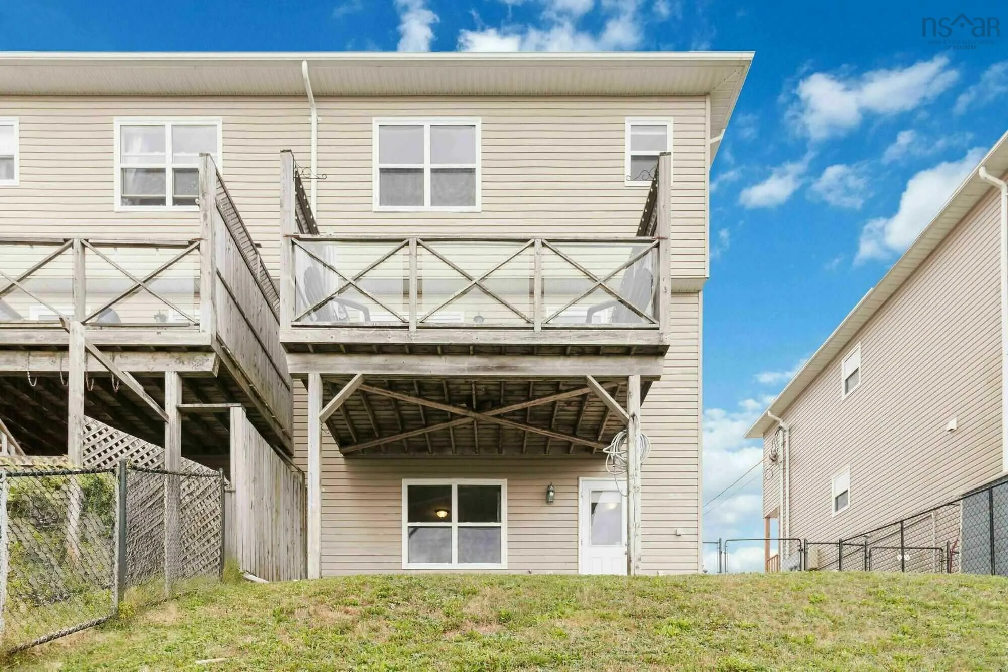 75 Joffre Street, Dartmouth, NS B2Y 3C7, 3 Bedrooms Bedrooms, ,4 BathroomsBathrooms,Residential,For Sale,Joffre,202524257