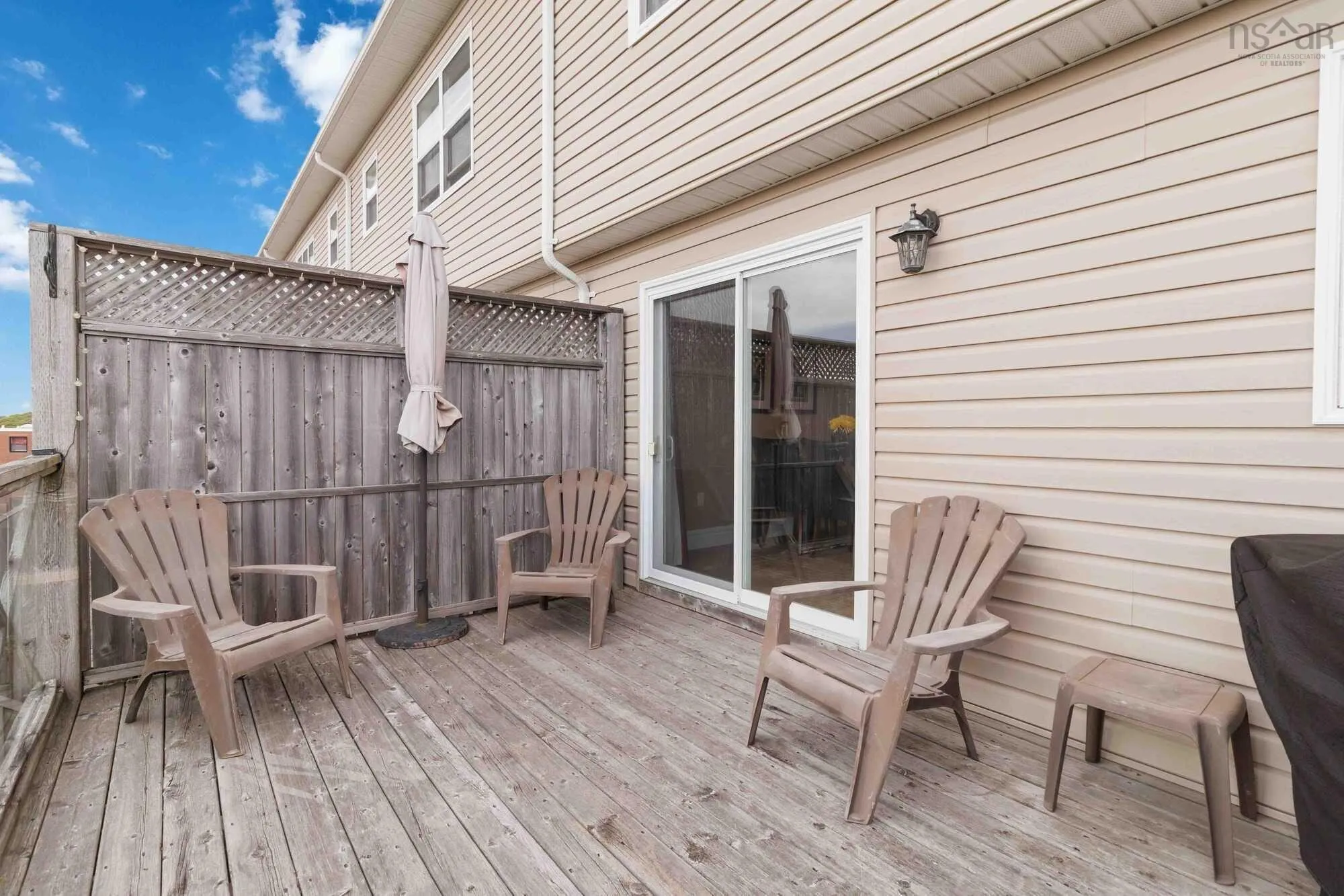 75 Joffre Street, Dartmouth, NS B2Y 3C7, 3 Bedrooms Bedrooms, ,4 BathroomsBathrooms,Residential,For Sale,Joffre,202524257