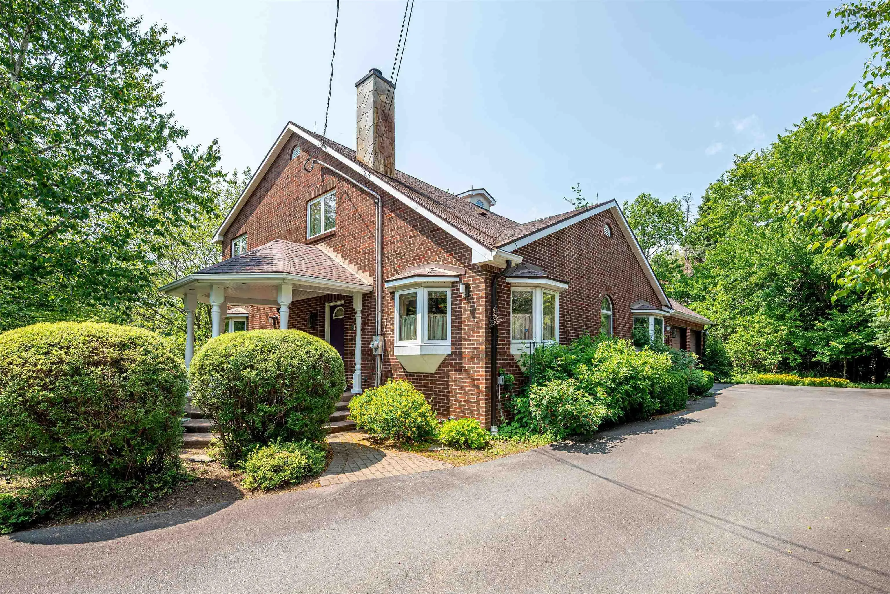 3319 Highway 2, Fall River, NS B2T 1J2, 3 Bedrooms Bedrooms, ,4 BathroomsBathrooms,Residential,For Sale,Highway 2,202518572