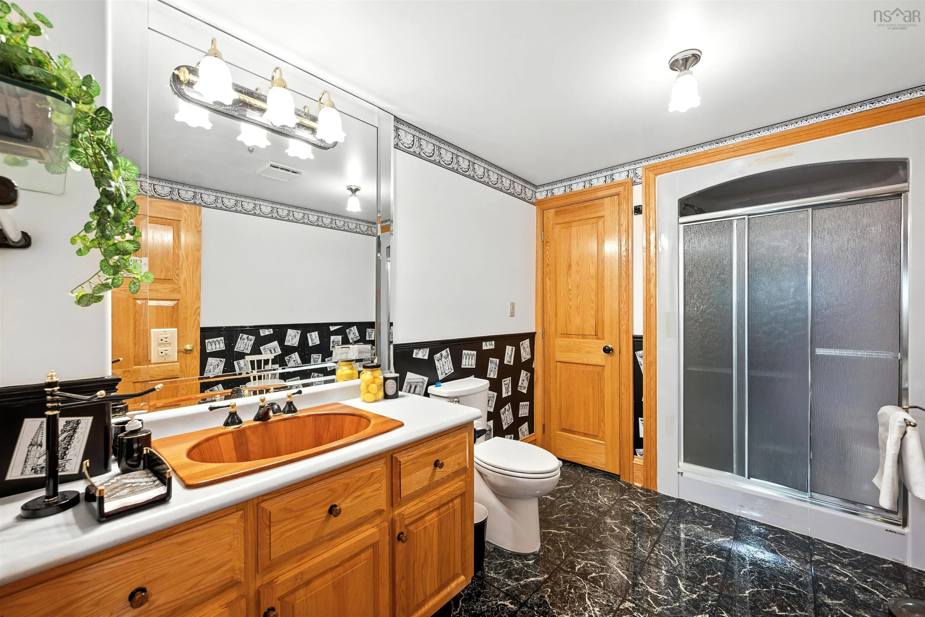 3319 Highway 2, Fall River, NS B2T 1J2, 3 Bedrooms Bedrooms, ,4 BathroomsBathrooms,Residential,For Sale,Highway 2,202518572