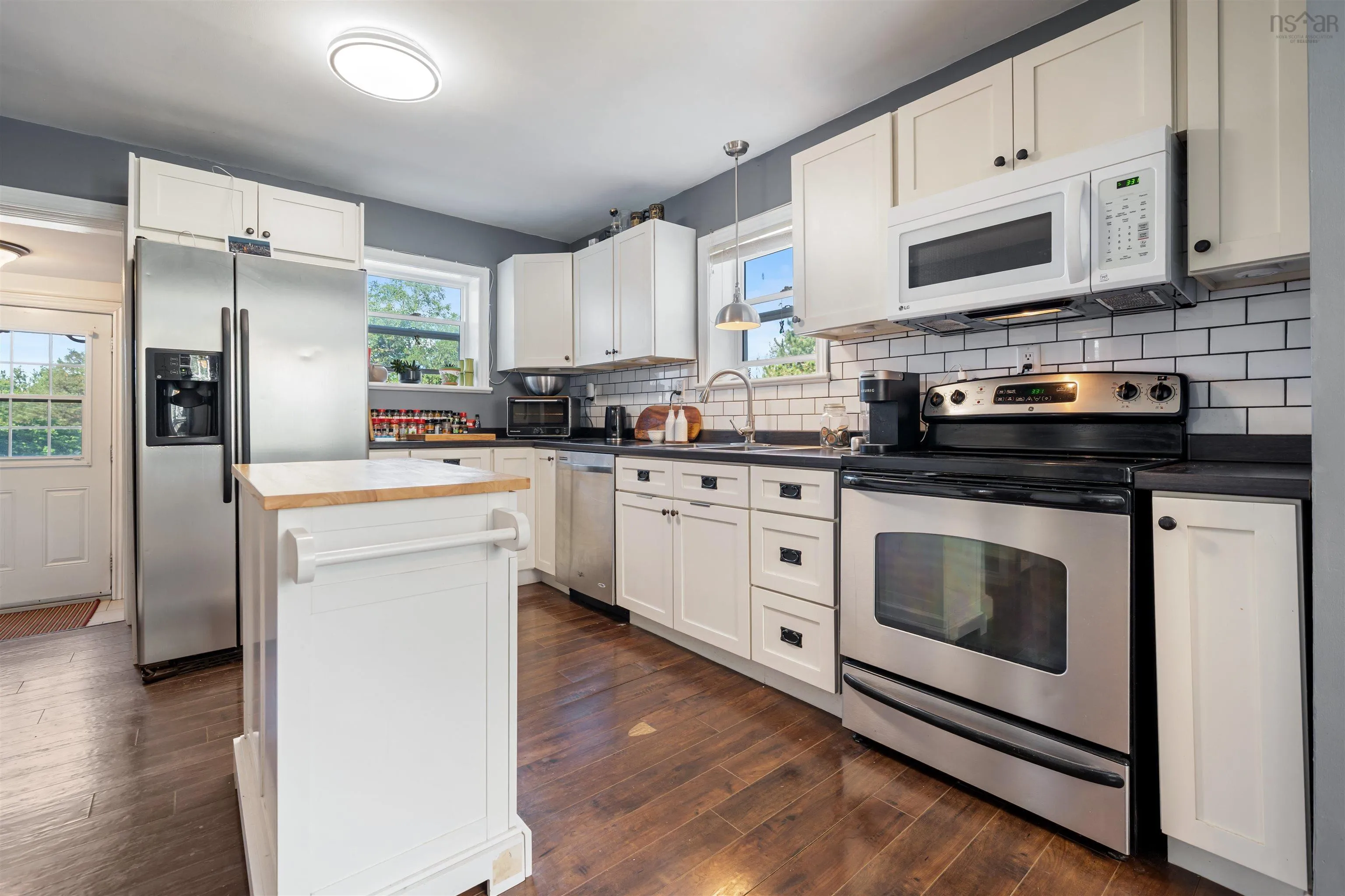 1946 West Street, Westville, NS B0K 2A0, 2 Bedrooms Bedrooms, ,2 BathroomsBathrooms,Residential,For Sale,West,202521209