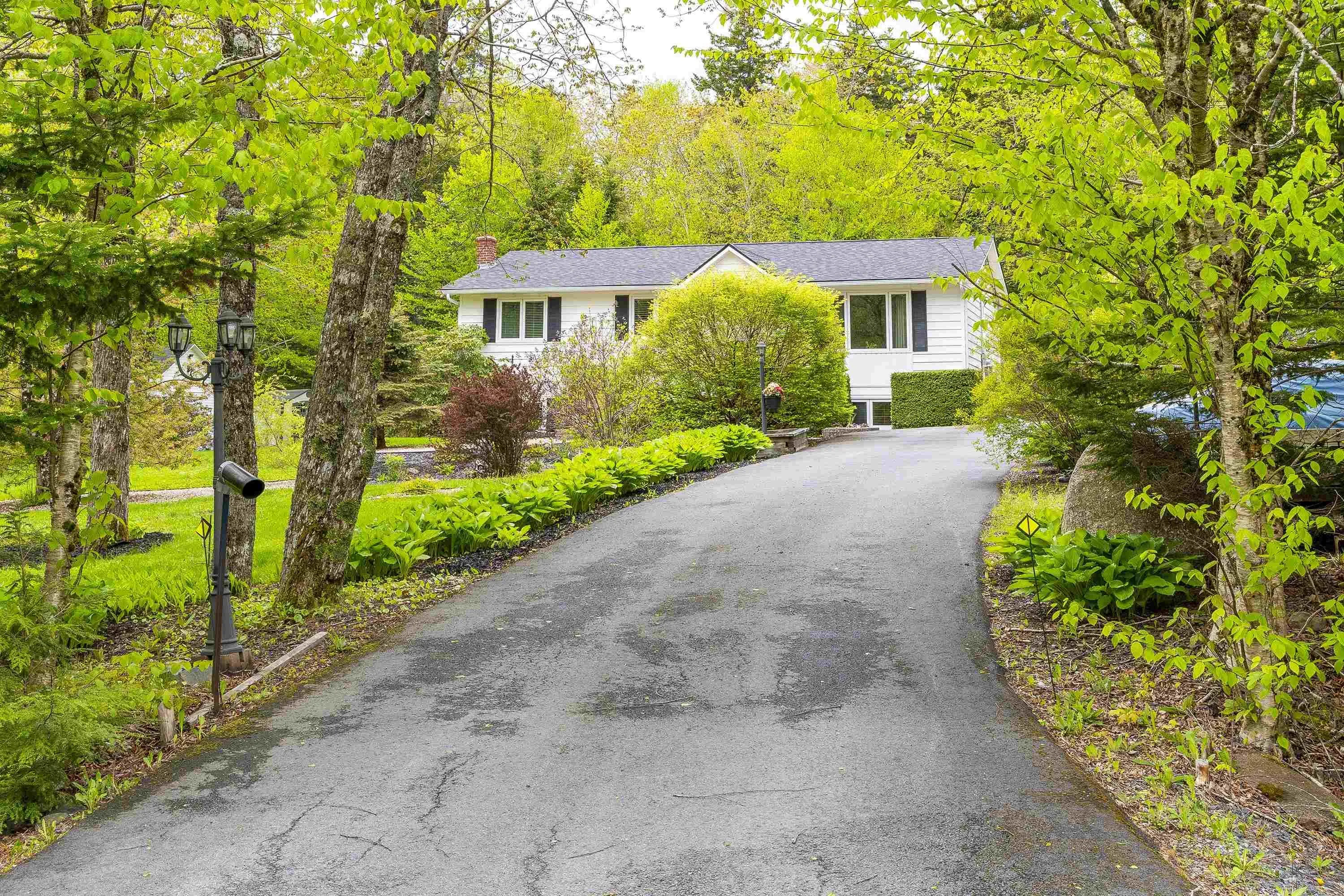 20 Kipawa Crescent, Hammonds Plains, NS B4B 1N2, 4 Bedrooms Bedrooms, ,3 BathroomsBathrooms,Residential,For Sale,Kipawa,202522321