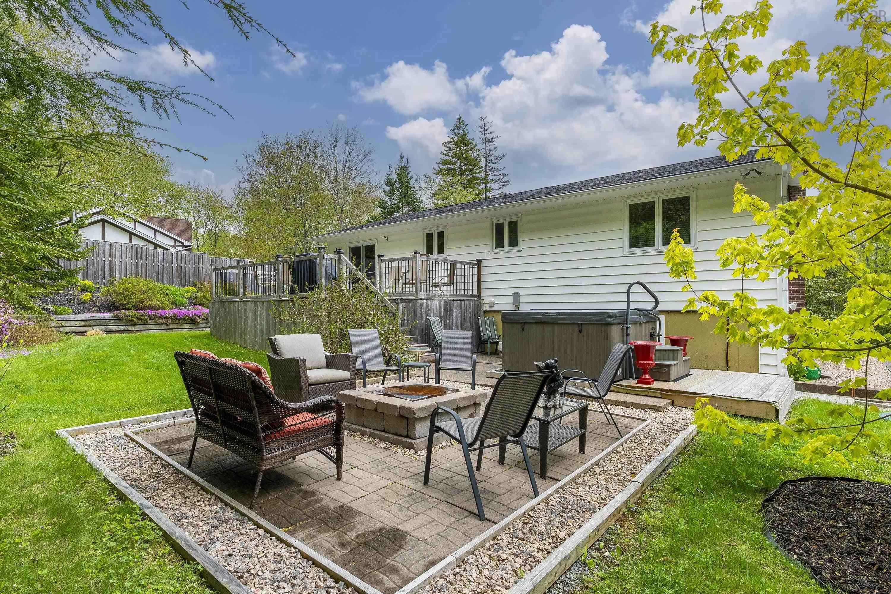 20 Kipawa Crescent, Hammonds Plains, NS B4B 1N2, 4 Bedrooms Bedrooms, ,3 BathroomsBathrooms,Residential,For Sale,Kipawa,202522321