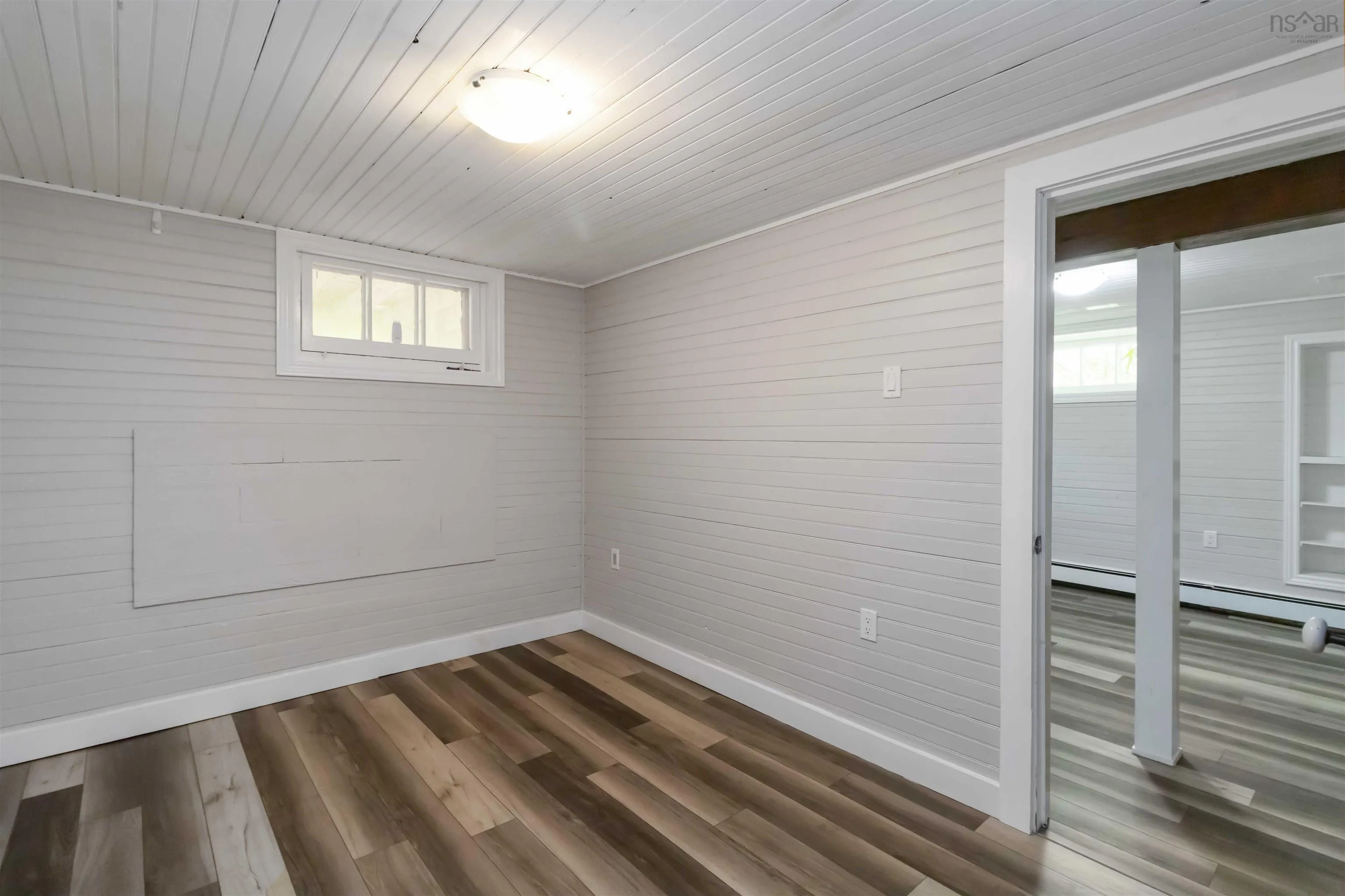 385 Green Street, Lunenburg, NS B0J 2C0, 2 Bedrooms Bedrooms, ,3 BathroomsBathrooms,Residential,For Sale,Green,202520096