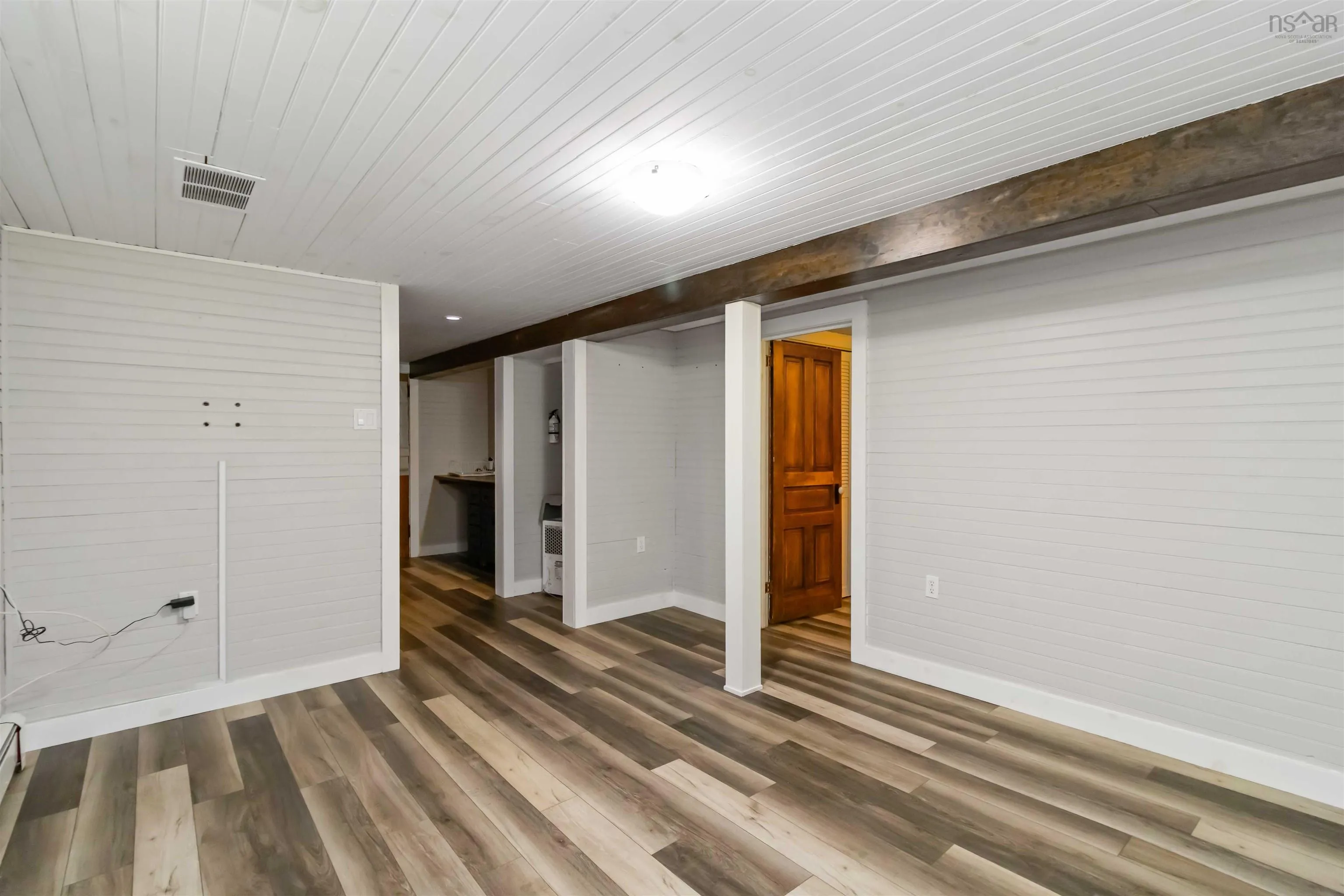 385 Green Street, Lunenburg, NS B0J 2C0, 2 Bedrooms Bedrooms, ,3 BathroomsBathrooms,Residential,For Sale,Green,202520096