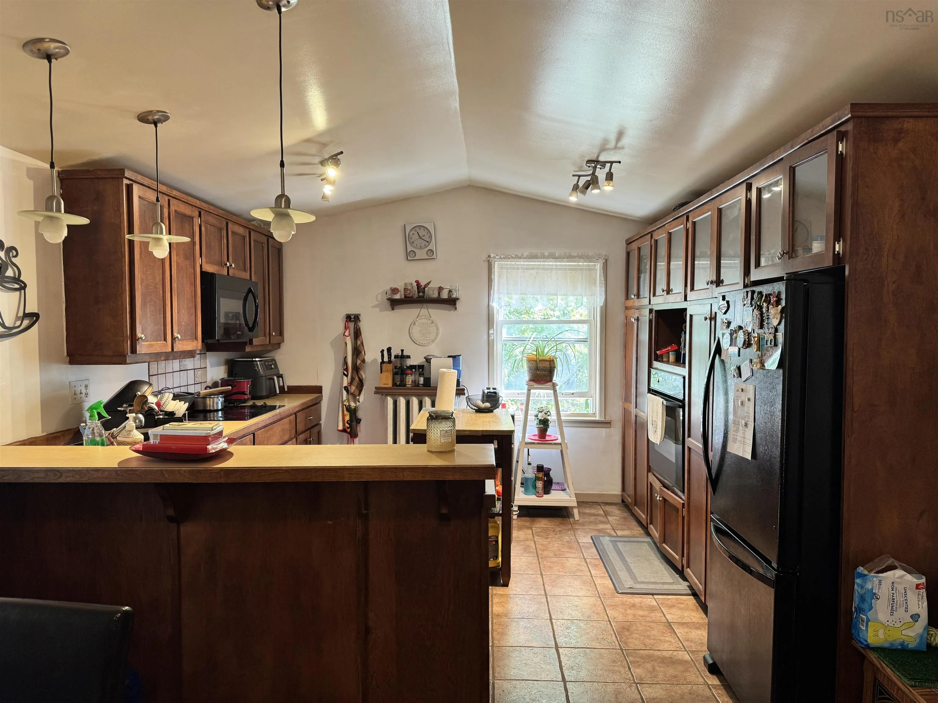 65 Company Street, New Glasgow, NS B2H 1N9, 7 Bedrooms Bedrooms, ,Residential Income,For Sale,Company,202524853