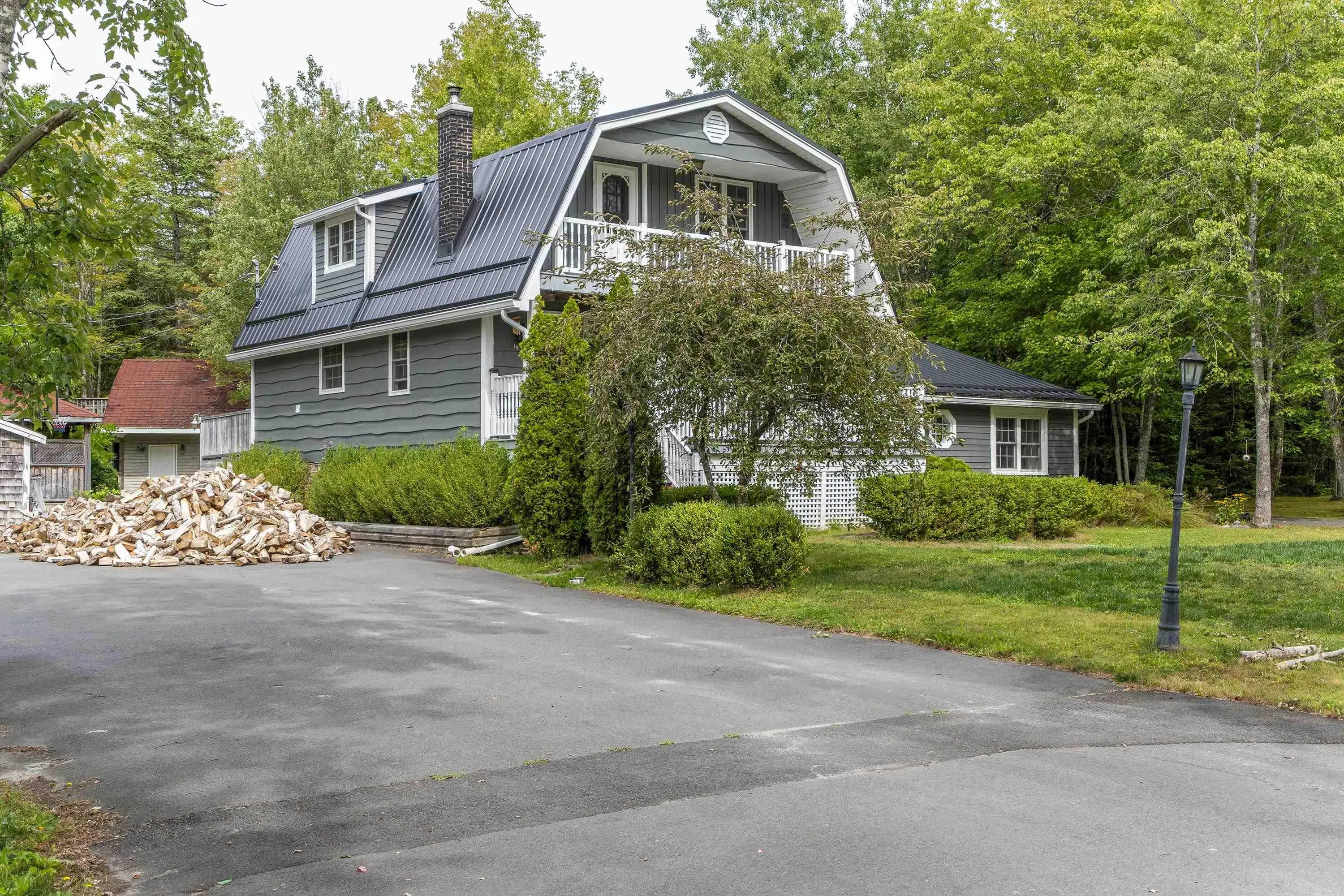 1555 Highway 2, Milford, NS B0N 1Y0, 1 Bedroom Bedrooms, ,Residential Income,For Sale,Highway 2,202522316