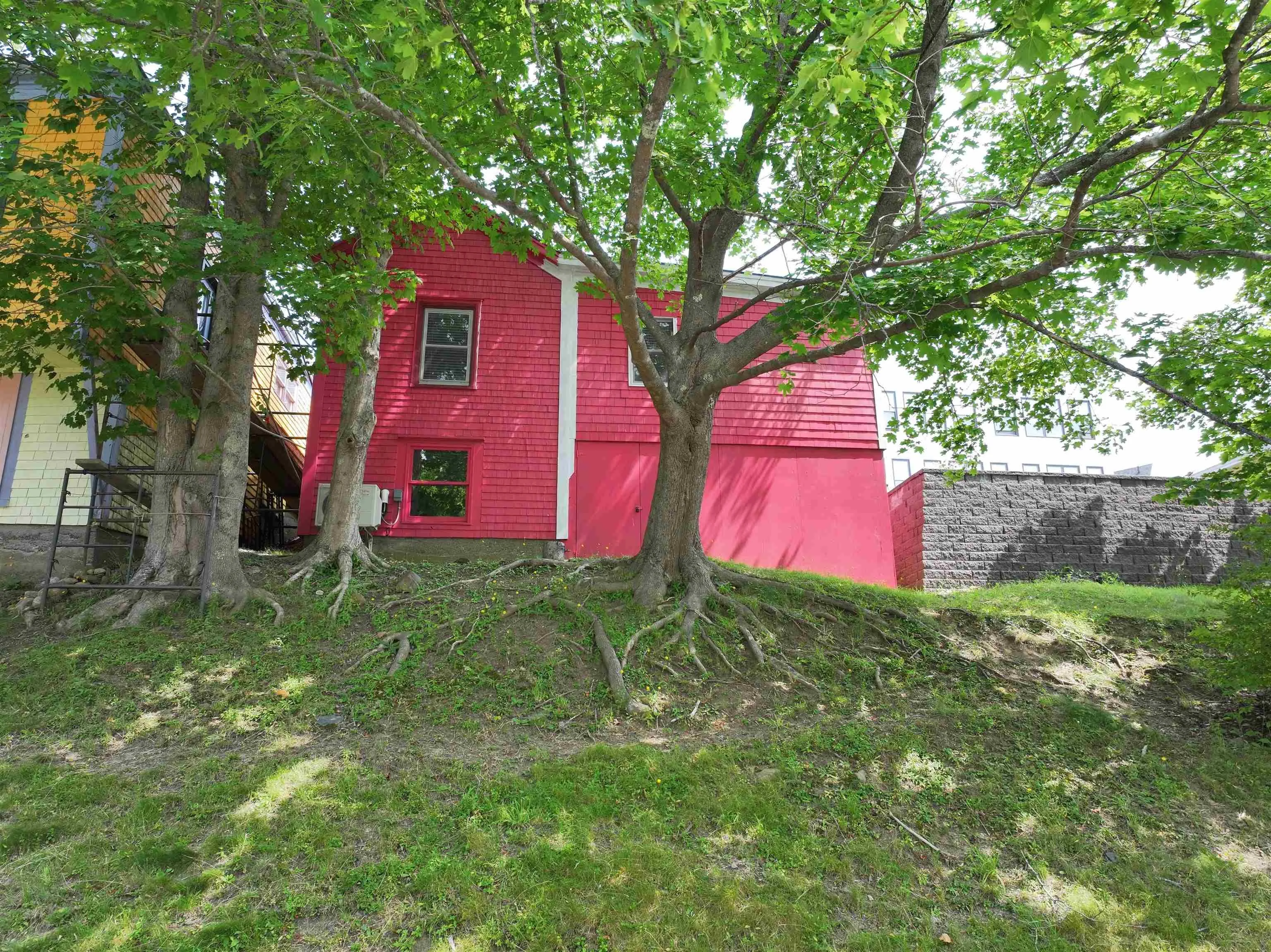 10 Pelham Street, Lunenburg, NS B0J 2C0, 1 Bedroom Bedrooms, ,1 BathroomBathrooms,Residential,For Sale,Pelham,202520719