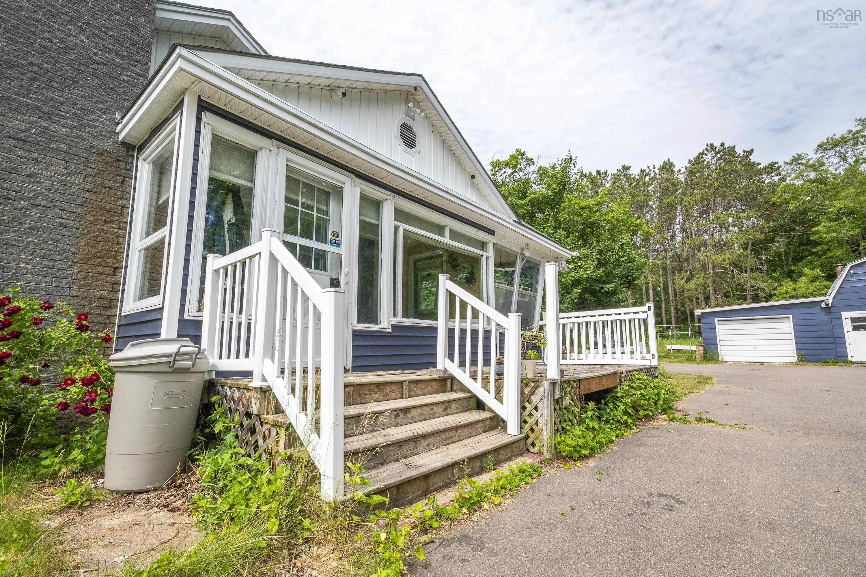 1604 Maple Street, Kingston, NS B0P 1R0, 4 Bedrooms Bedrooms, ,3 BathroomsBathrooms,Residential,For Sale,Maple,202516136