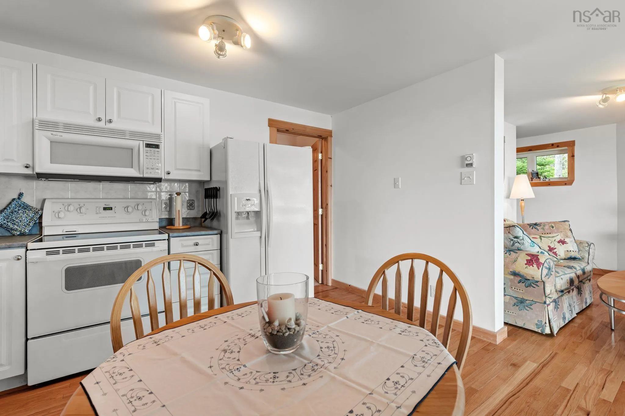 5 Black Point Drive, Blind Bay, NS B3Z 4C3, 3 Bedrooms Bedrooms, ,3 BathroomsBathrooms,Residential,For Sale,Black Point,202519163