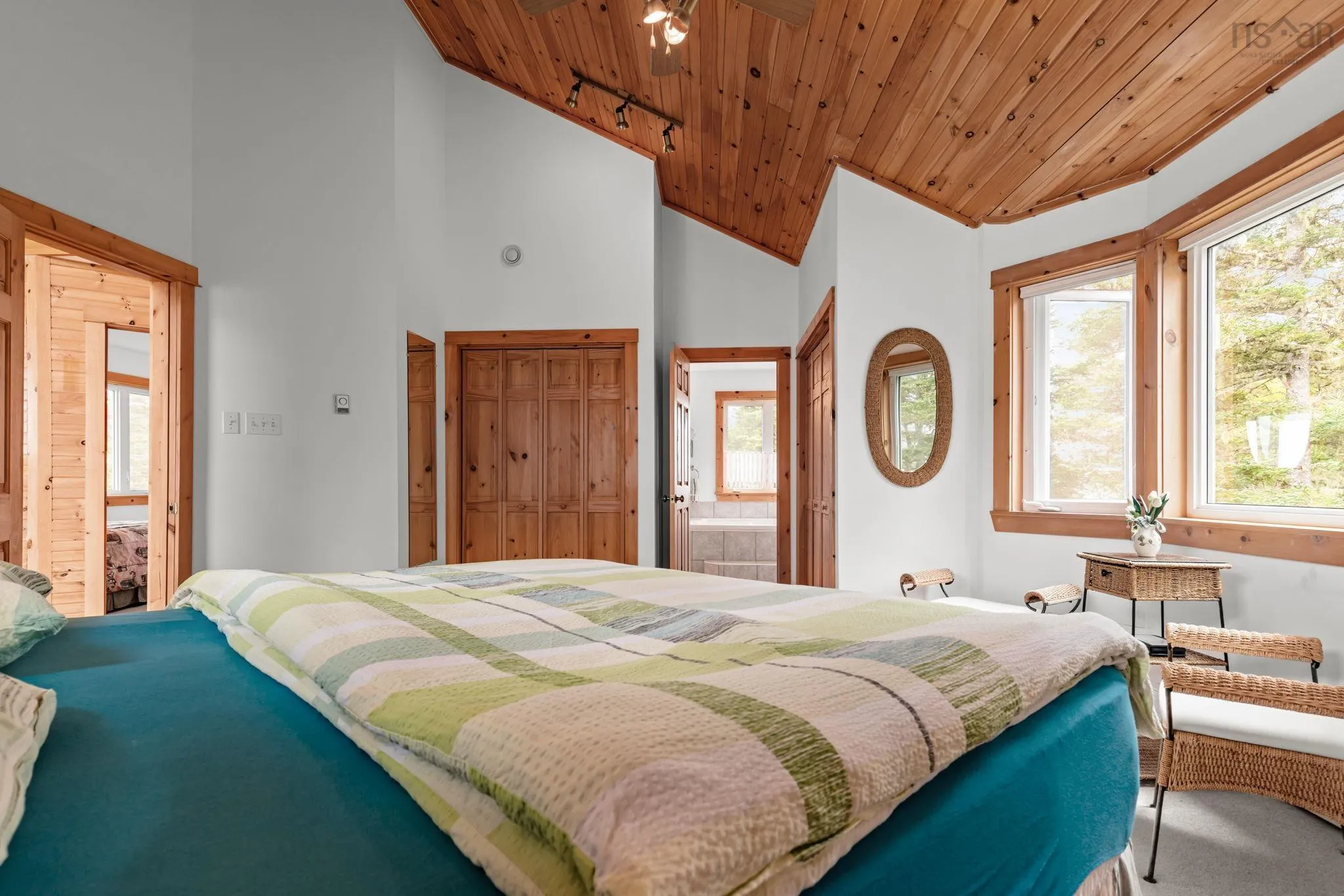 5 Black Point Drive, Blind Bay, NS B3Z 4C3, 3 Bedrooms Bedrooms, ,3 BathroomsBathrooms,Residential,For Sale,Black Point,202519163