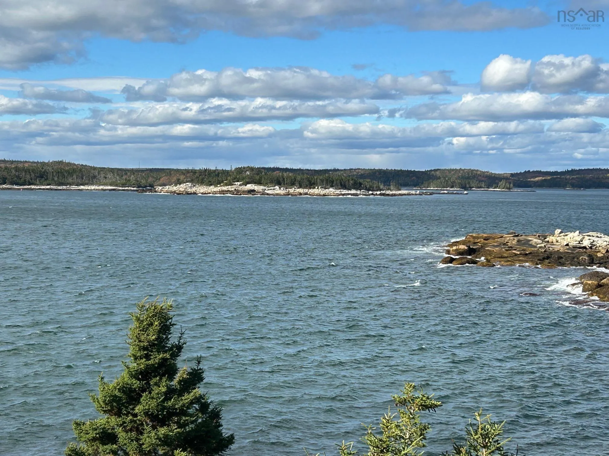 5 Black Point Drive, Blind Bay, NS B3Z 4C3, 3 Bedrooms Bedrooms, ,3 BathroomsBathrooms,Residential,For Sale,Black Point,202519163