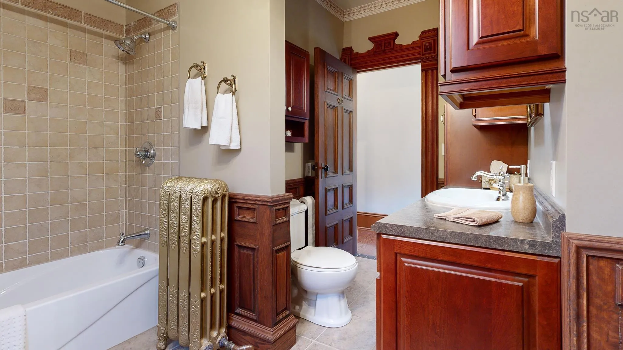 161 Queen Street, Digby, NS B0V 1A0, 4 Bedrooms Bedrooms, ,2 BathroomsBathrooms,Residential,For Sale,Queen,202511622