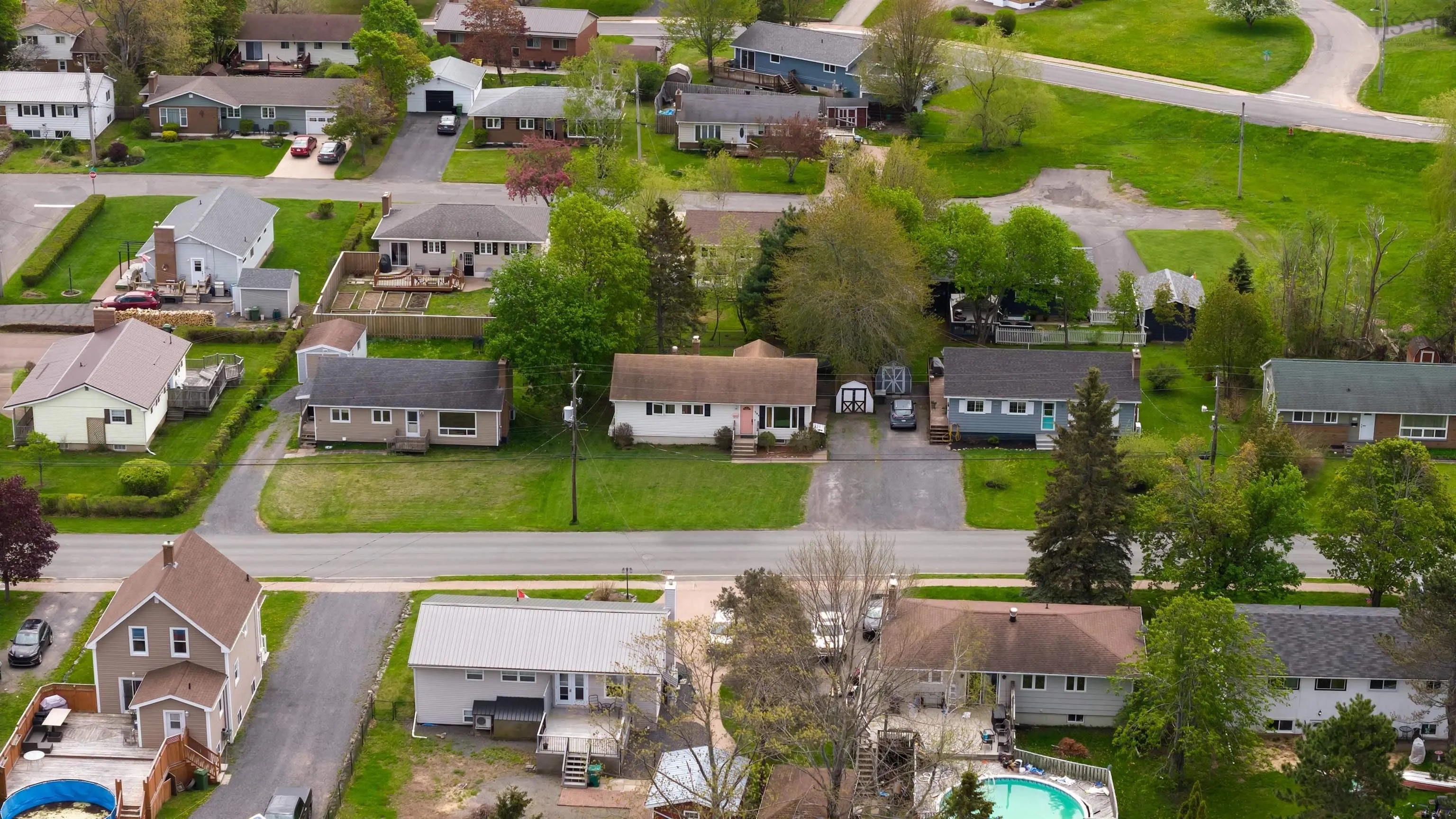 21-204 Cameron Avenue, New Glasgow, NS B2H 1T1, 3 Bedrooms Bedrooms, ,2 BathroomsBathrooms,Residential,For Sale,Cameron,202520984